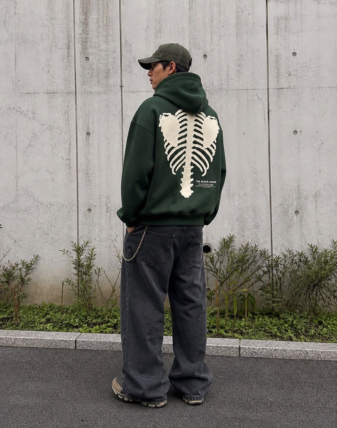 Japanese Brand The Black Adams Skeleton Back Print Hoodie Faded Streetwear Size US M / EU 48-50 / 2 - 5 Thumbnail