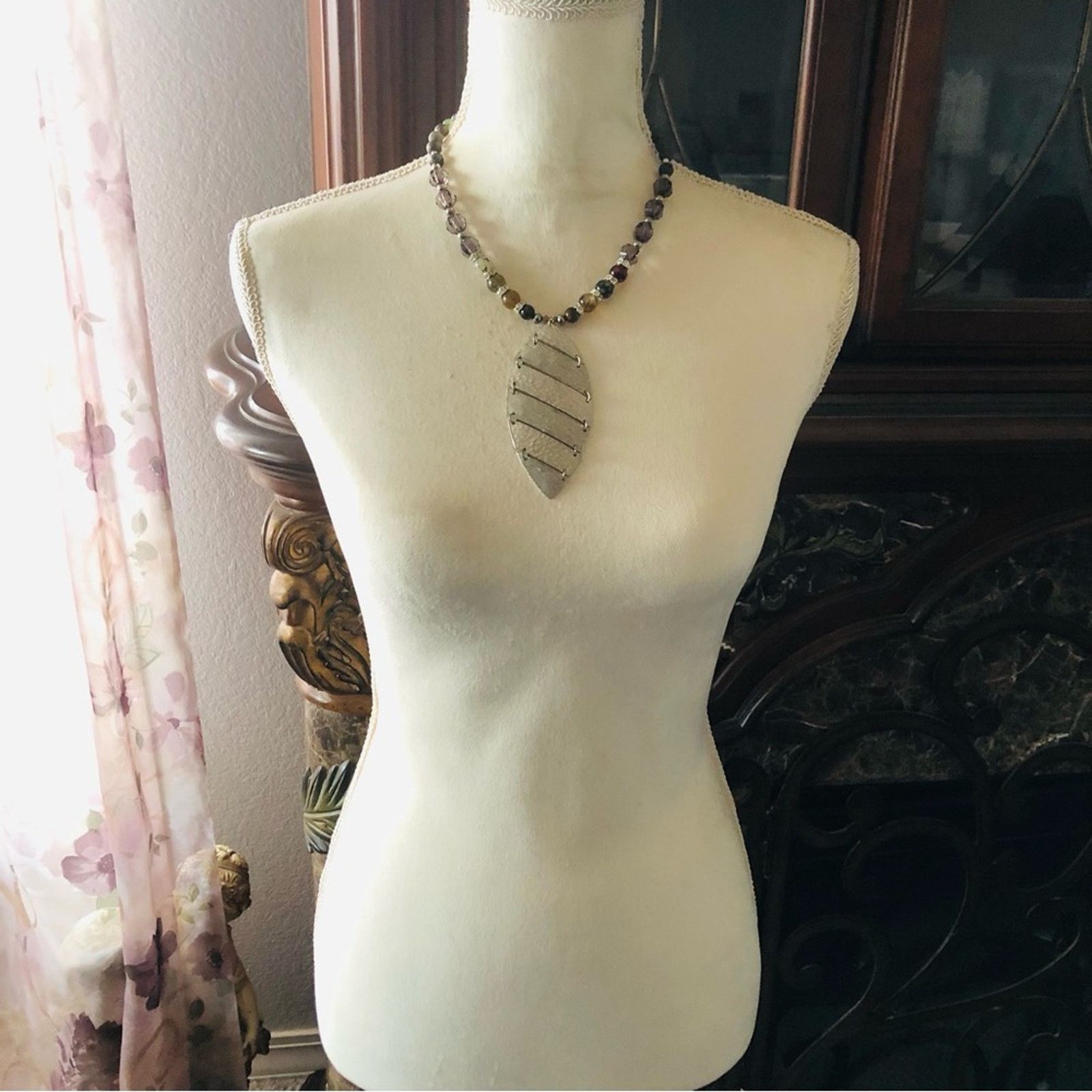 Handmade Handcrafted large articulated pendant genuine stone necklace Size ONE SIZE - 6 Thumbnail