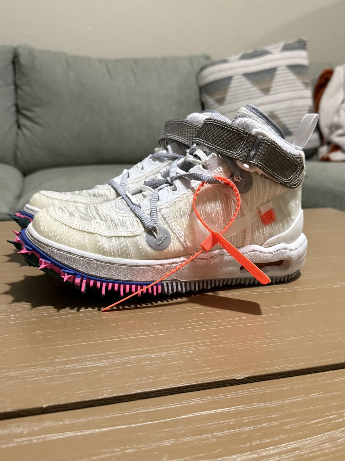 Nike × Off-White Off-White x Air Force 1 Mid ‘White’ Size US 6 / EU 39 - 3 Thumbnail