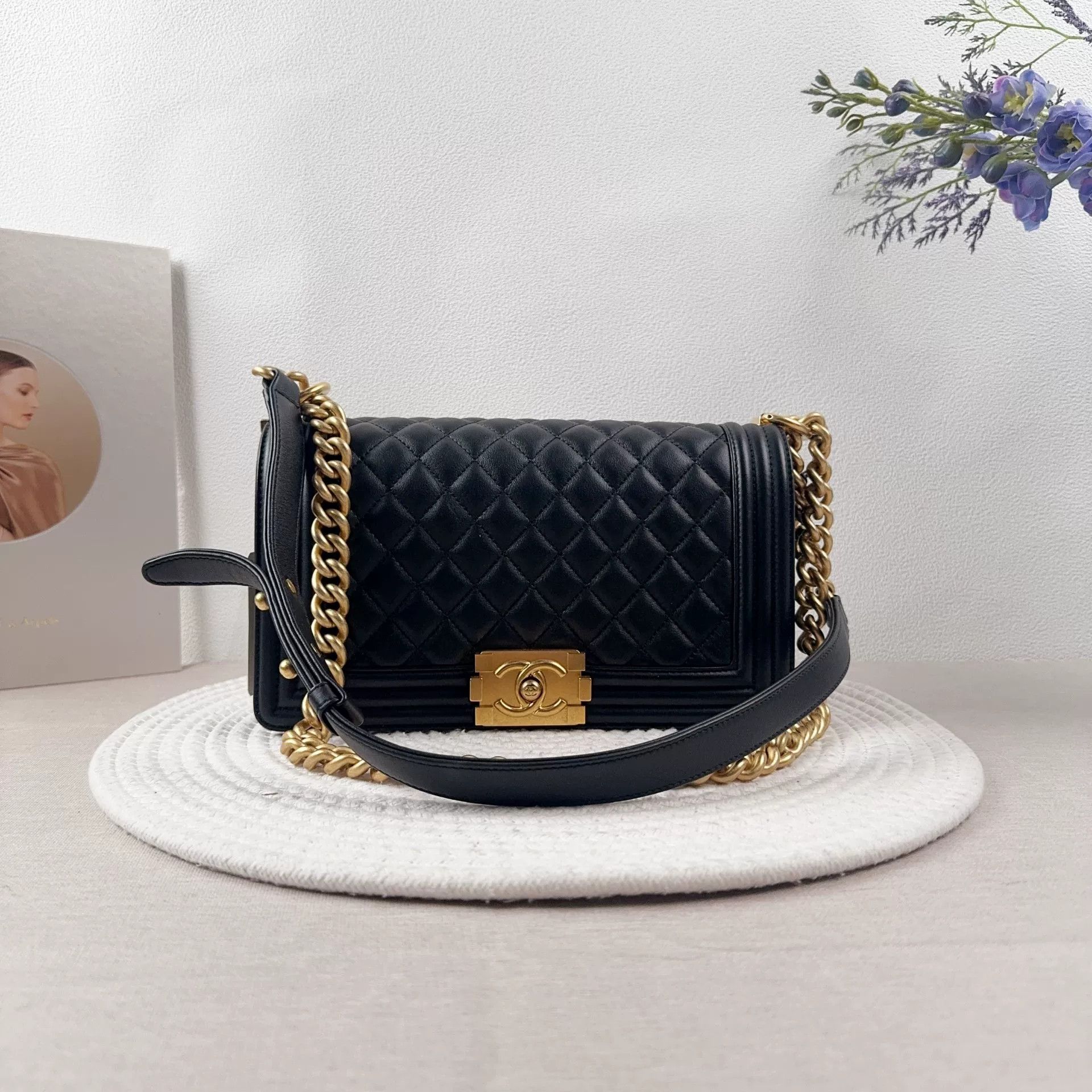 Chanel Pre-loved Bag Very good condition Size ONE SIZE - 1 Thumbnail