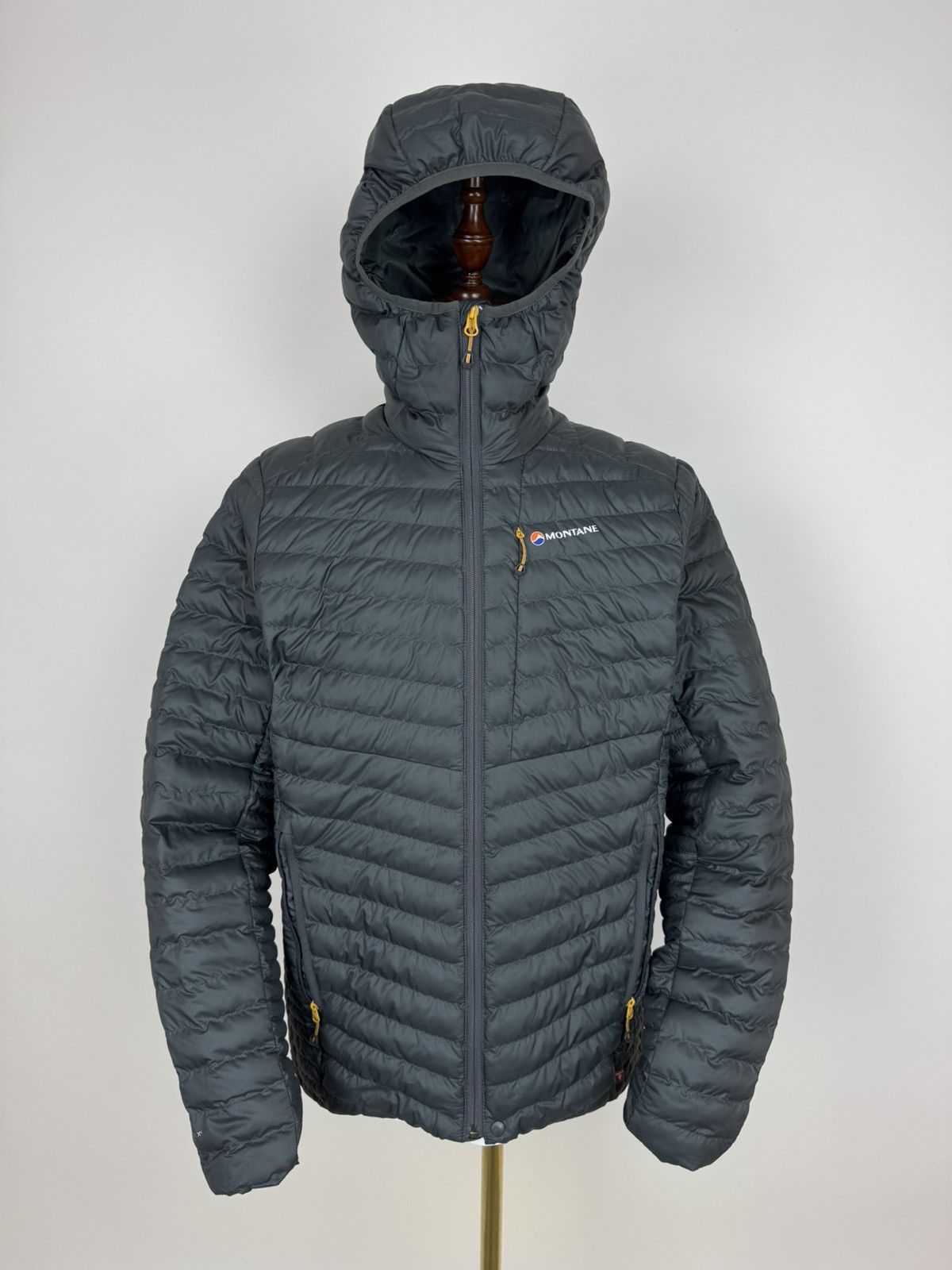 Montane Montane Pertex Quantum Primaloft Micro puffer hooded jacket Size US XL / EU 56 / 4 - 1 Thumbnail