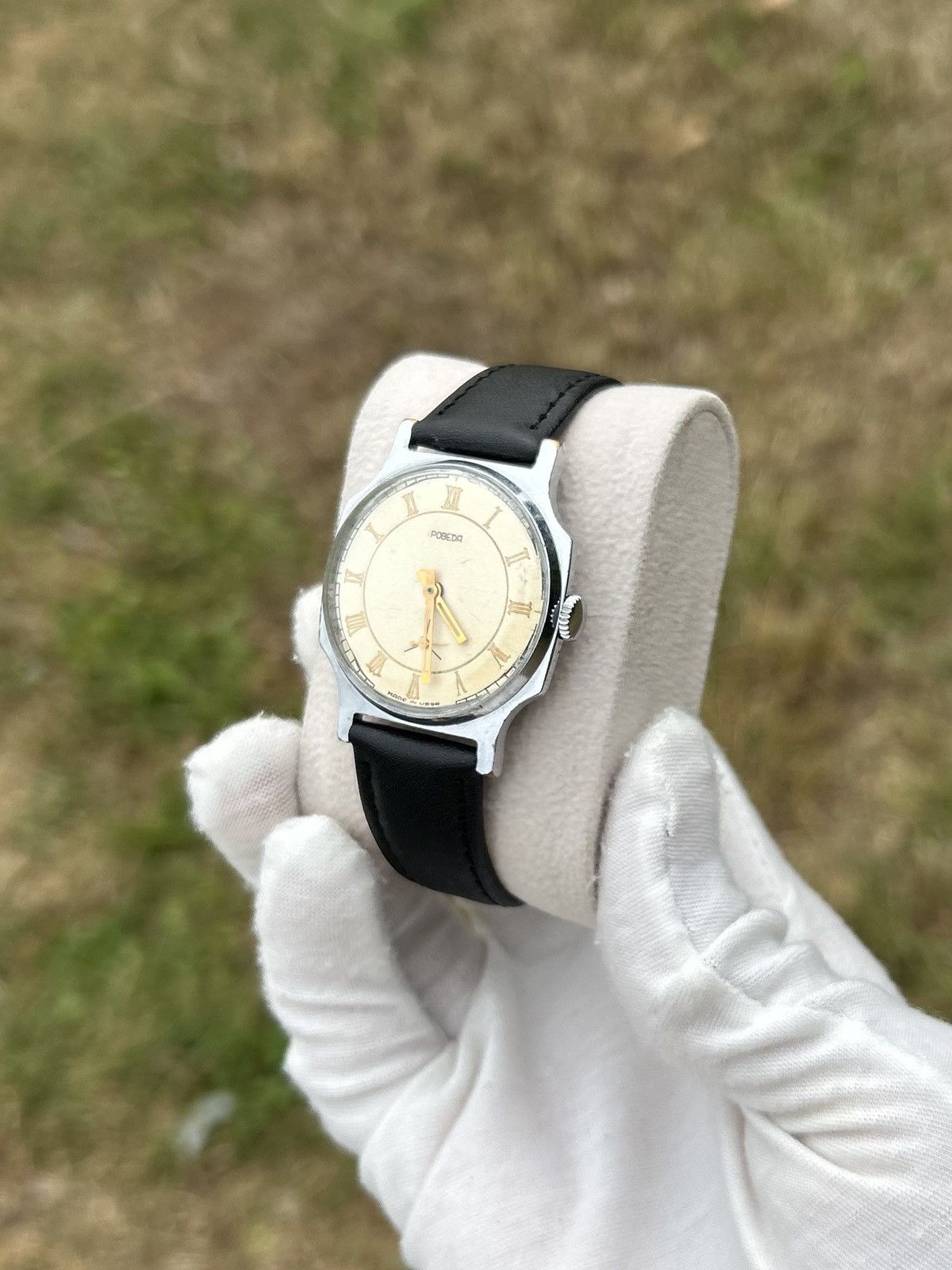 Vintage Vintage Watch Pobeda Made in USSR Soviet Mechanical 1980s Size ONE SIZE - 9 Thumbnail
