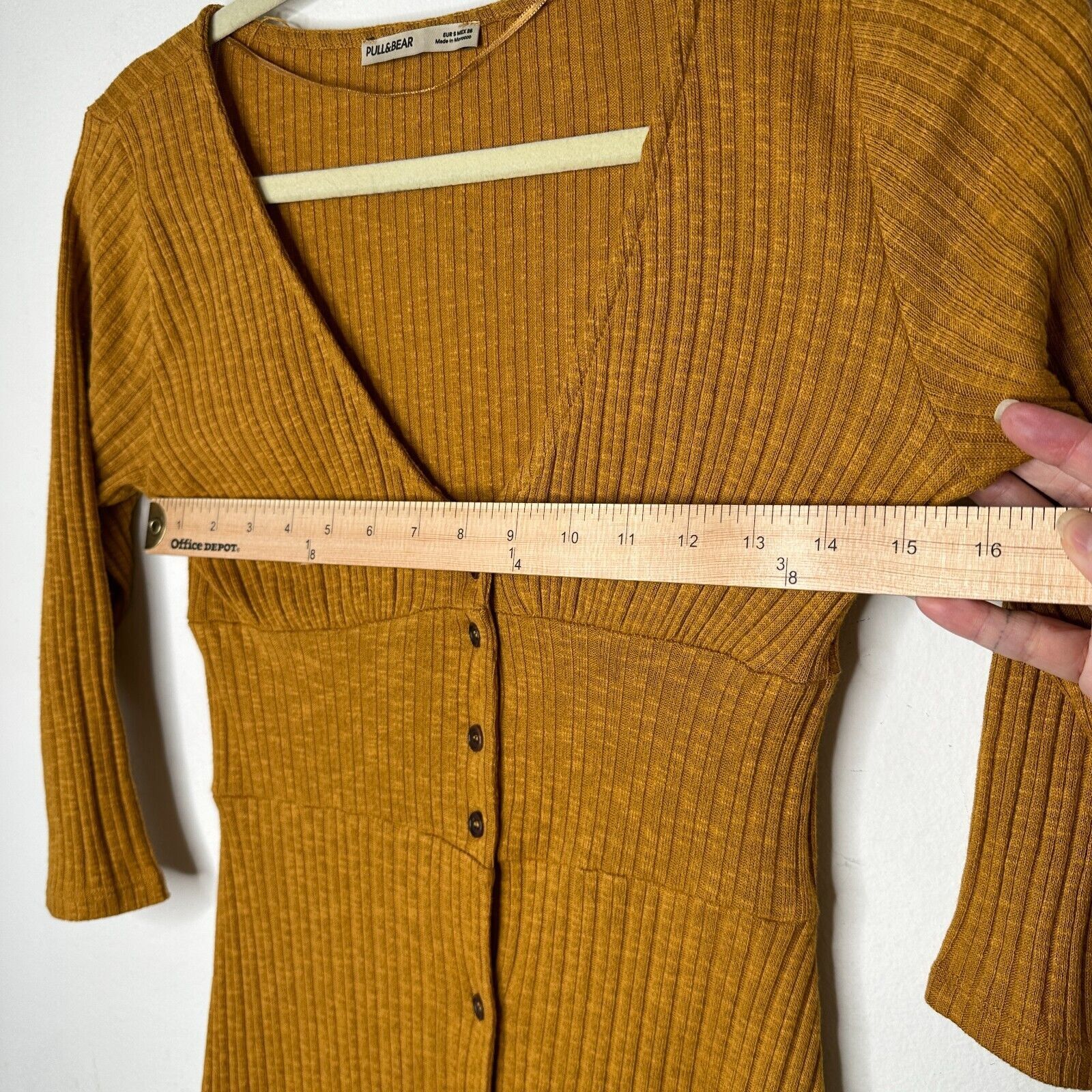 Pull & Bear Pull & Bear Golden Rib Long Sleeve VNeck Button Mini Dress S Size S / US 4 / IT 40 - 10 Thumbnail