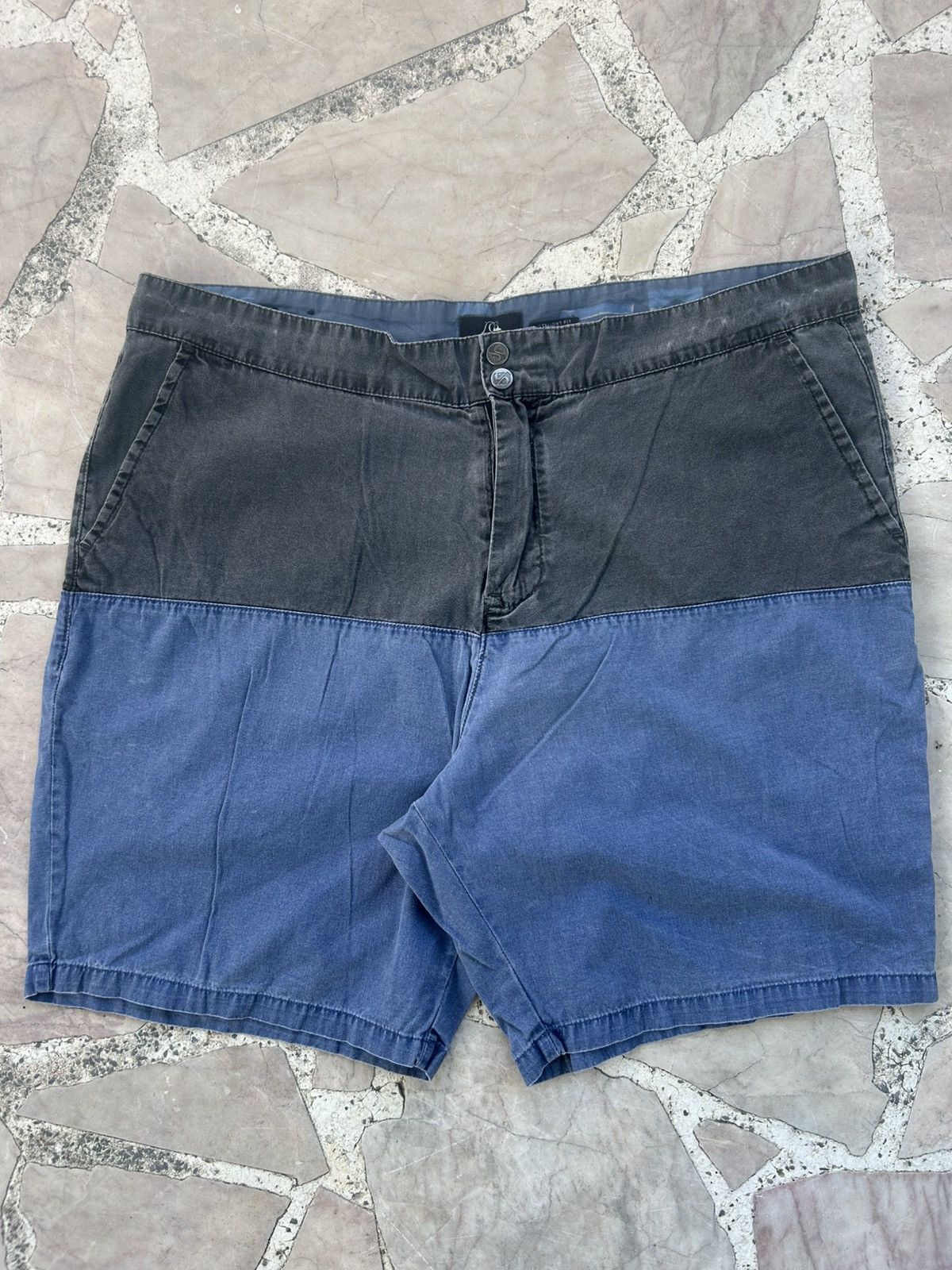 Quiksilver Quiksilver Blue Black Shorts Size US 39 - 1 Thumbnail