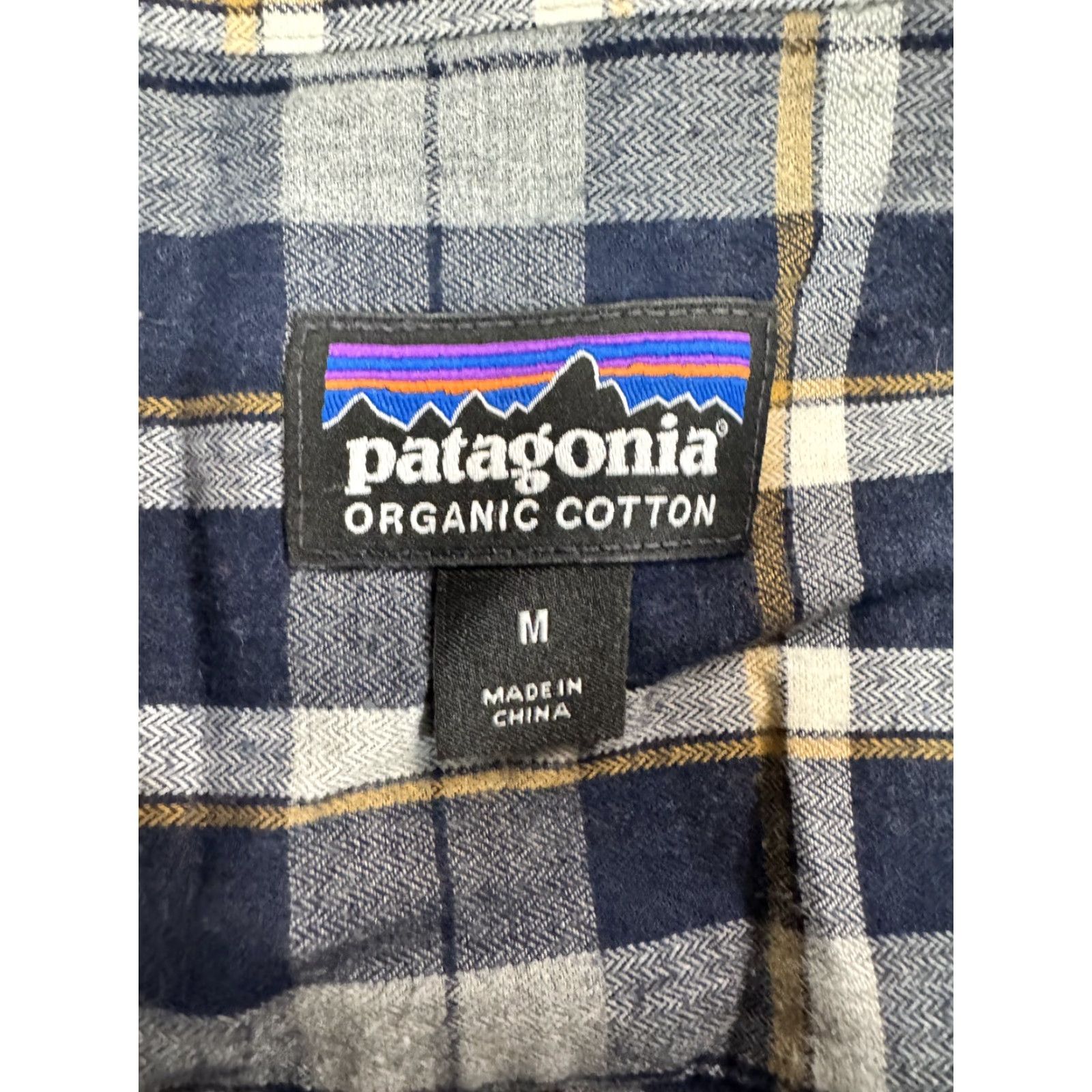 Patagonia VINTAGE Patagonia Men's M Organic Cotton Pima Flannel Shirt Plaid Button-Down Size US M / EU 48-50 / 2 - 2 Thumbnail