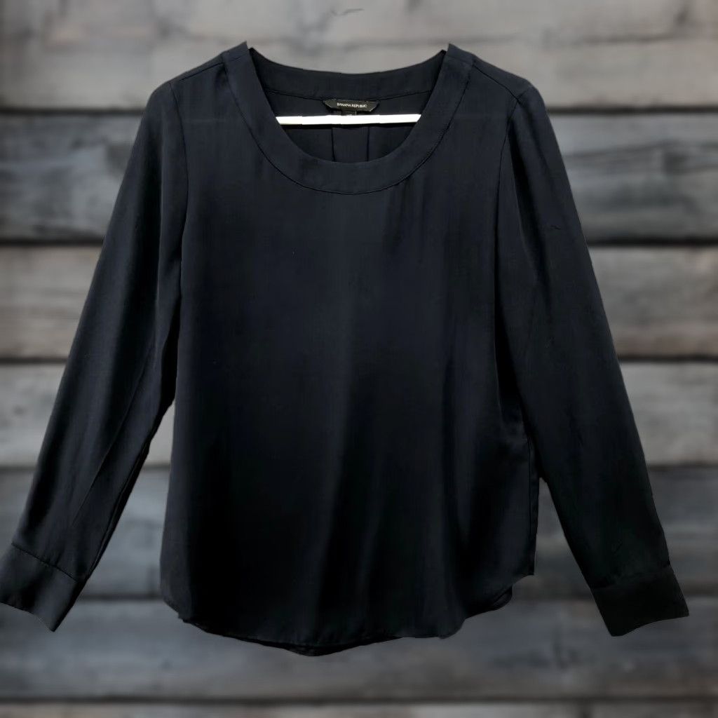 Banana Republic Banana Republic Blouse Womens XS Long Sleeve Pleat Back Crew Neck Chiffon Sheer Navy Blue Size XS / US 0-2 / IT 36-38 - 1 Thumbnail