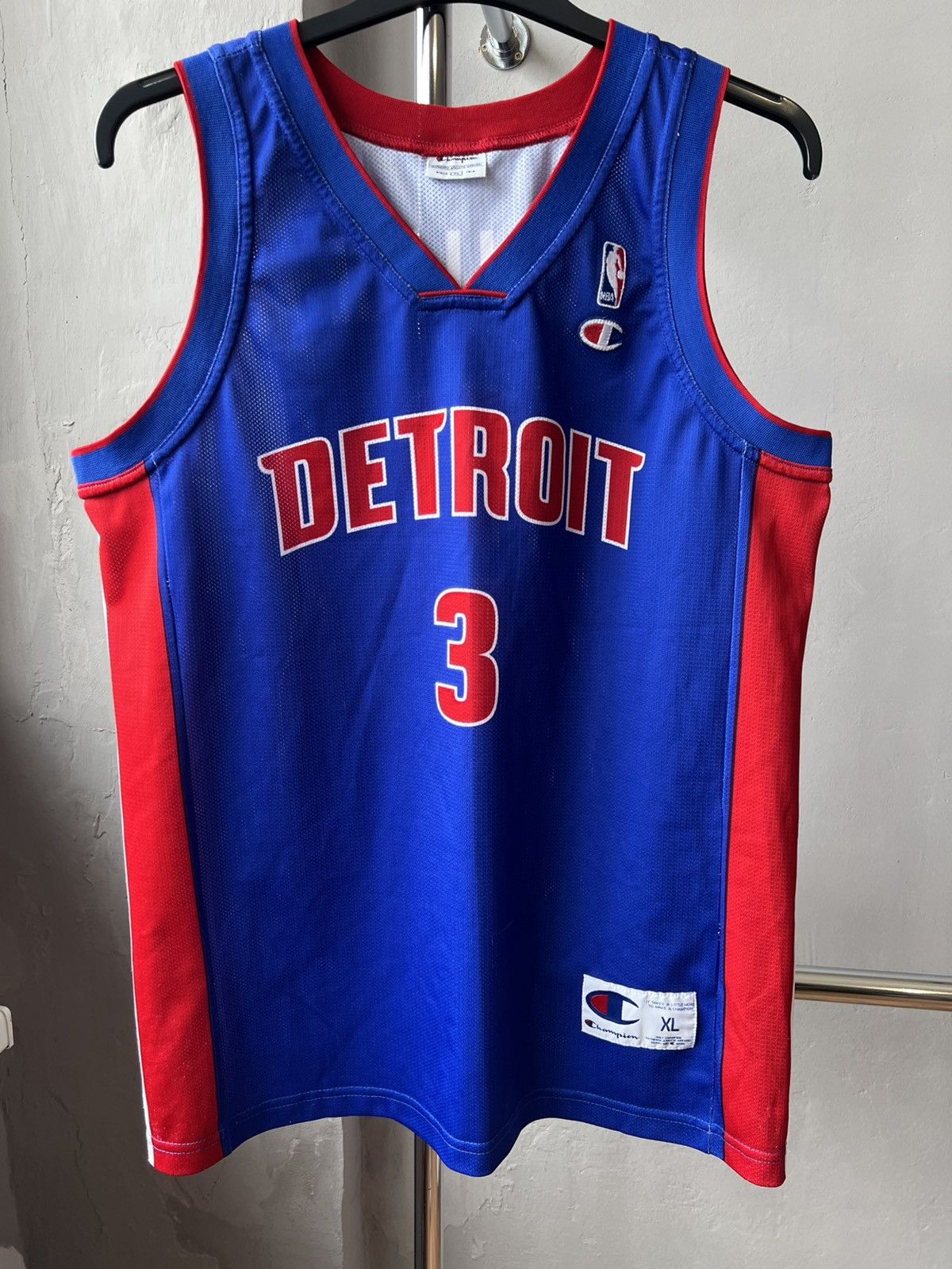 NBA 90’s Detroit Pistons #3 Wallace NBA Basketball jersey Size US XL / EU 56 / 4 - 3 Thumbnail