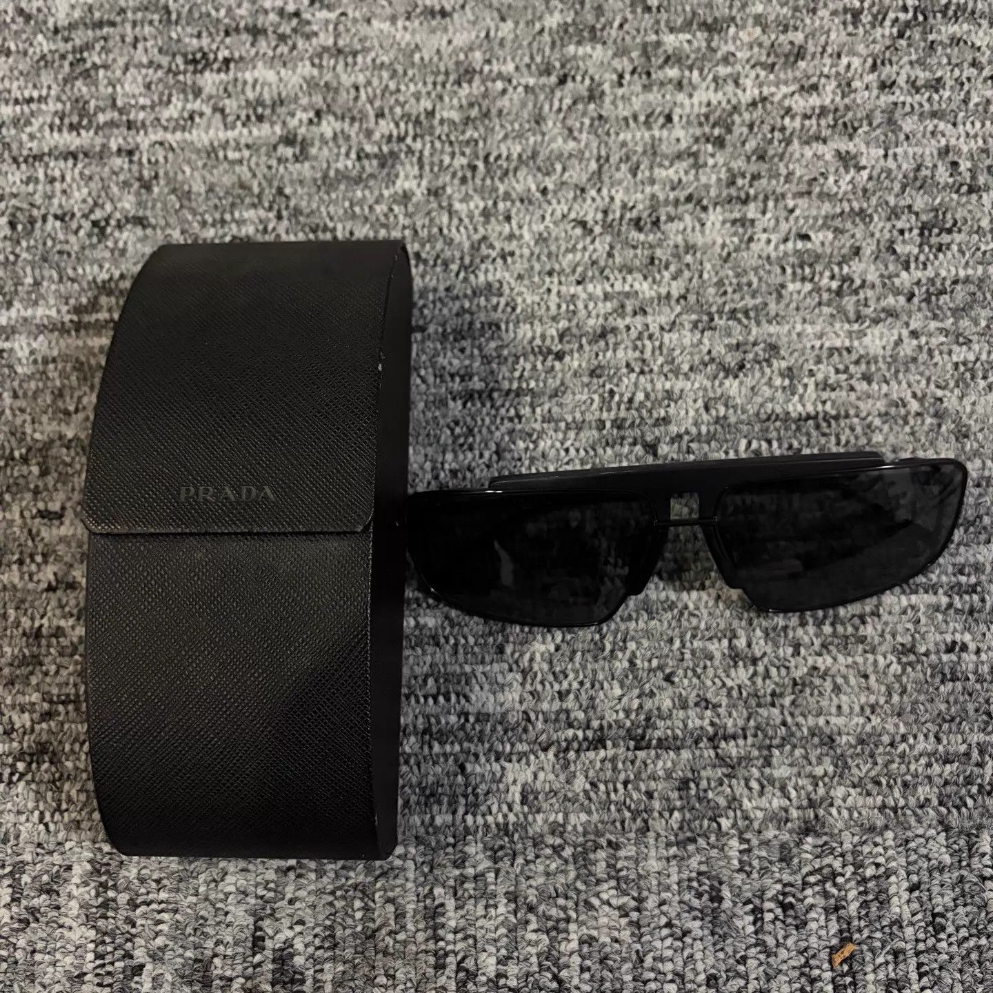 Prada PRADA Black Frame Sunglasses 99 New w/ Original Case Size ONE SIZE - 3 Thumbnail
