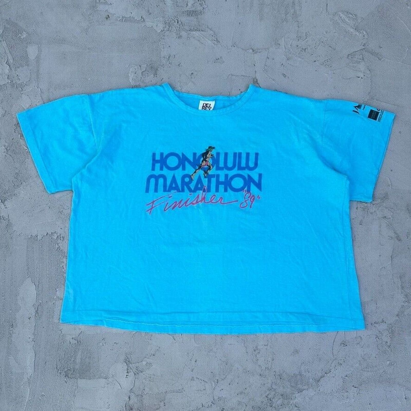 Vintage Vintage Honolulu Marathon Hawaii 1989 Blue Boxy T Shirt Size M / US 6-8 / IT 42-44 - 1 Thumbnail
