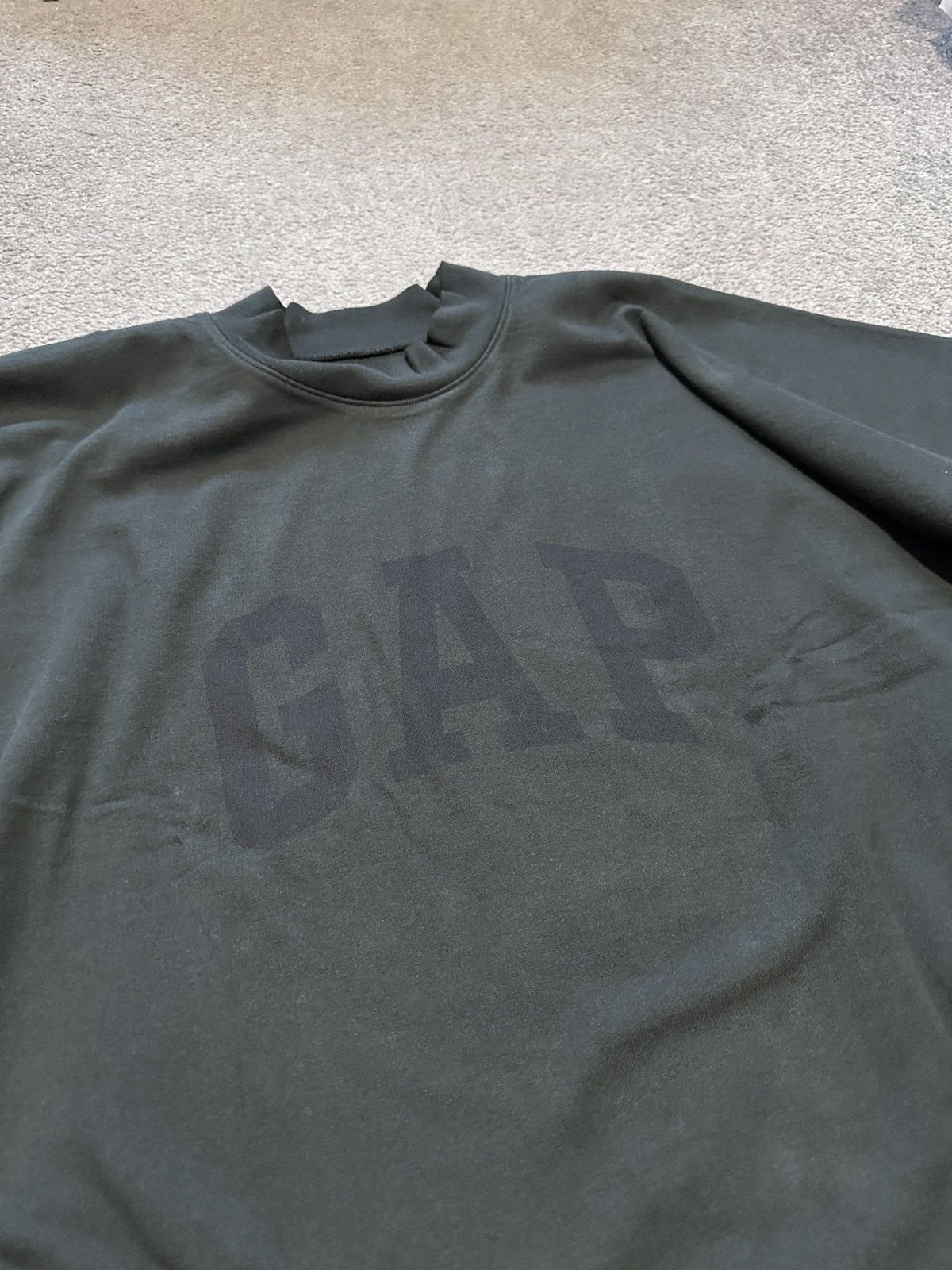 Gap × Kanye West Yzy gap cropped t-shirt size L Size US L / EU 52-54 / 3 - 2 Thumbnail