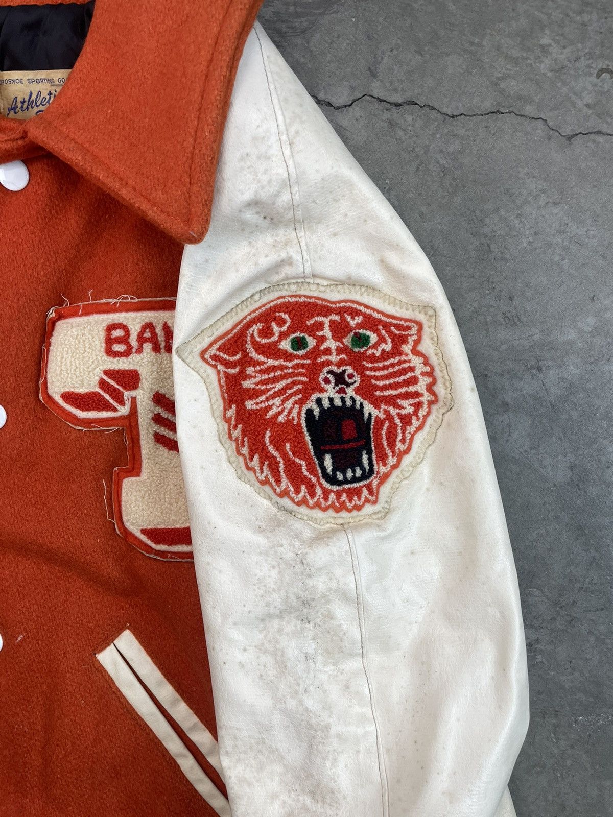 Vintage Vintage "T" Band Varsity Letterman Jacket - Orange/ White Size US S / EU 44-46 / 1 - 6 Thumbnail