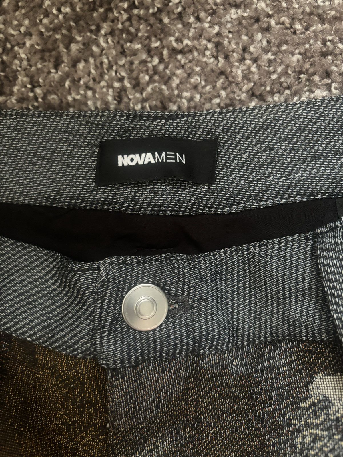 Fashion Nova Graphic shorts angels size 34 Size US 34 / EU 50 - 4 Thumbnail
