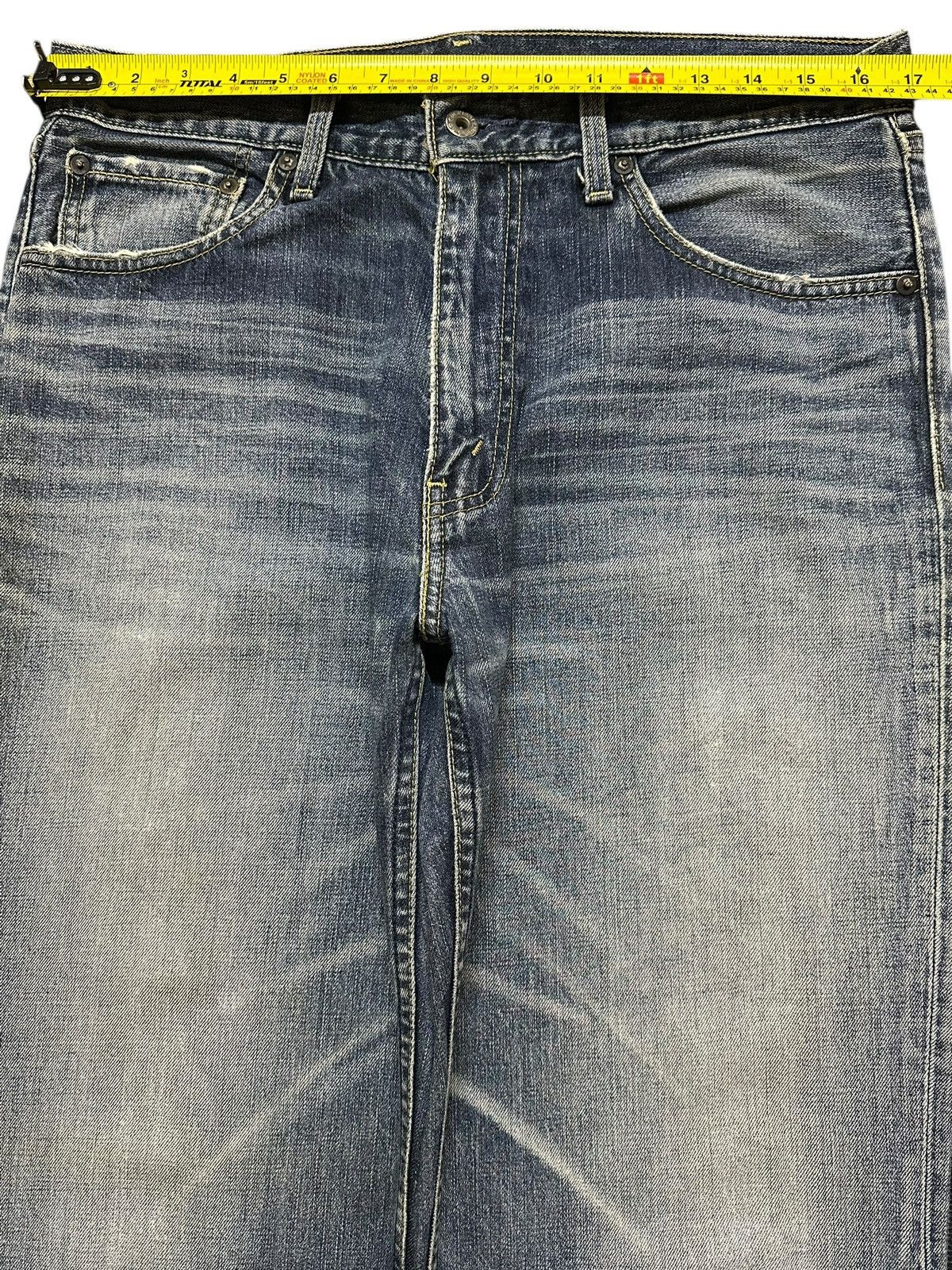 Levi's Vintage 90s Levis 502 Blue Faded Wash Style Baggy Jeans Size US 33 - 12 Thumbnail