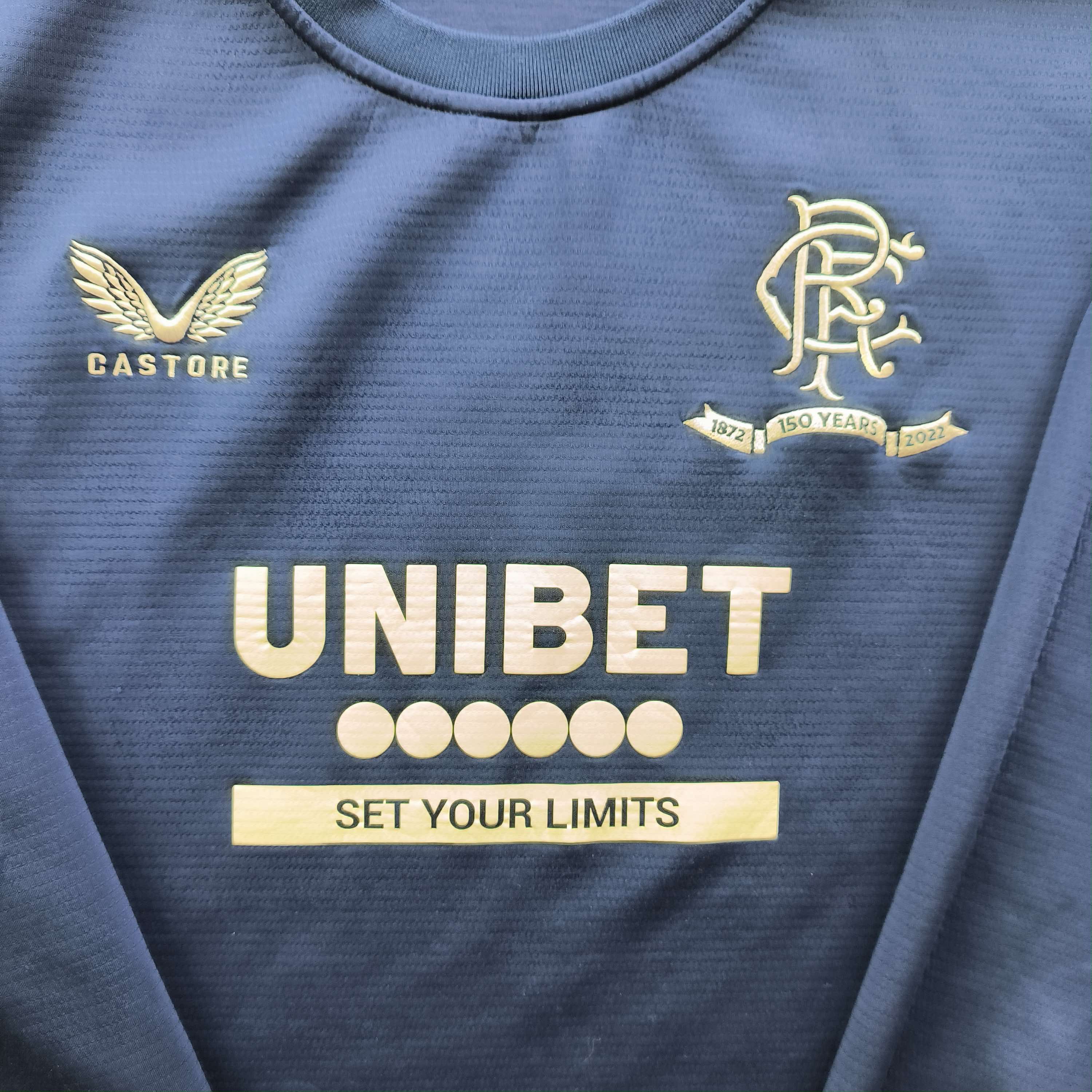 Castore Rangers 2021-22 Castore training top size XXL Size US XXL / EU 58 / 5 - 5 Thumbnail