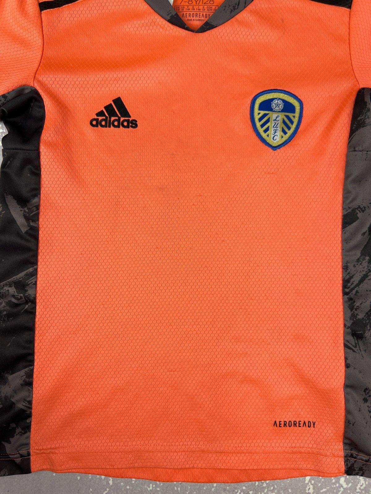 Adidas 2020-2021 Adidas Leeds United Goalkeeper Jersey Kids 7-8Y Size US XXS / EU 40 - 5 Thumbnail