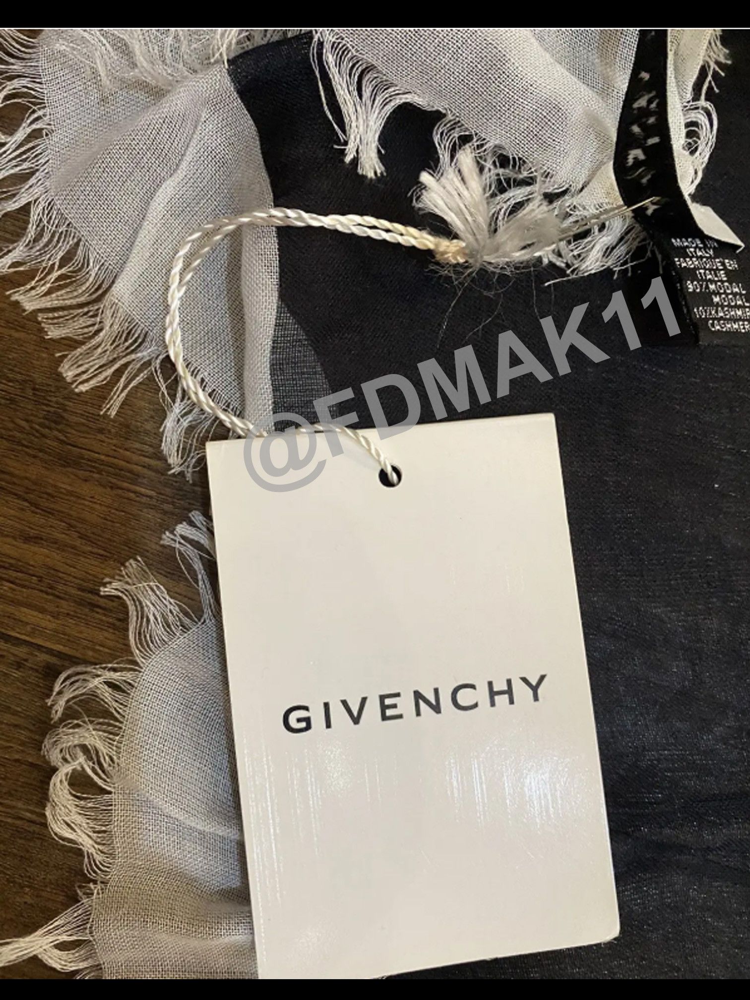 Givenchy Givenchy 2014 by Riccardo Tisci Racing Car Scarf Cashmere Size ONE SIZE - 4 Thumbnail