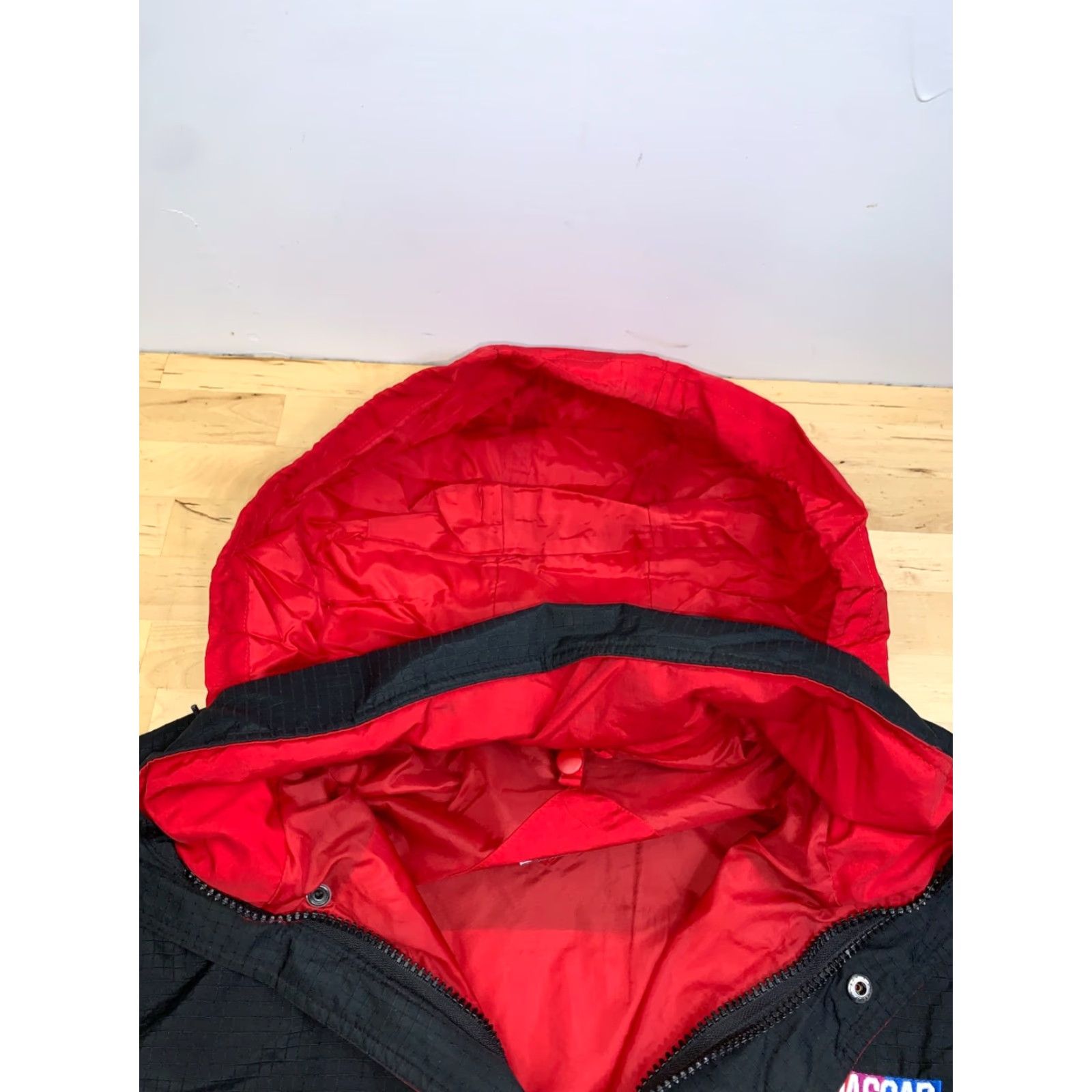 NASCAR VINTAGE NASCAR Windbreaker Jacket Mens L Red Zip Hooded Y2K 12733 Size US L / EU 52-54 / 3 - 4 Thumbnail