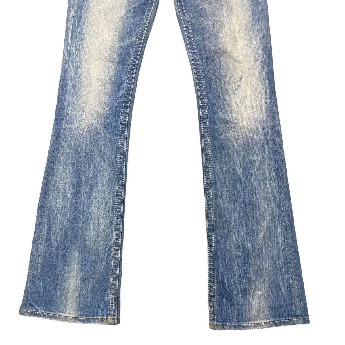 Rock Revival ROCK REVIVAL Low Rise Karlie Boot cut Jeans Distressed Size 29" - 7 Thumbnail