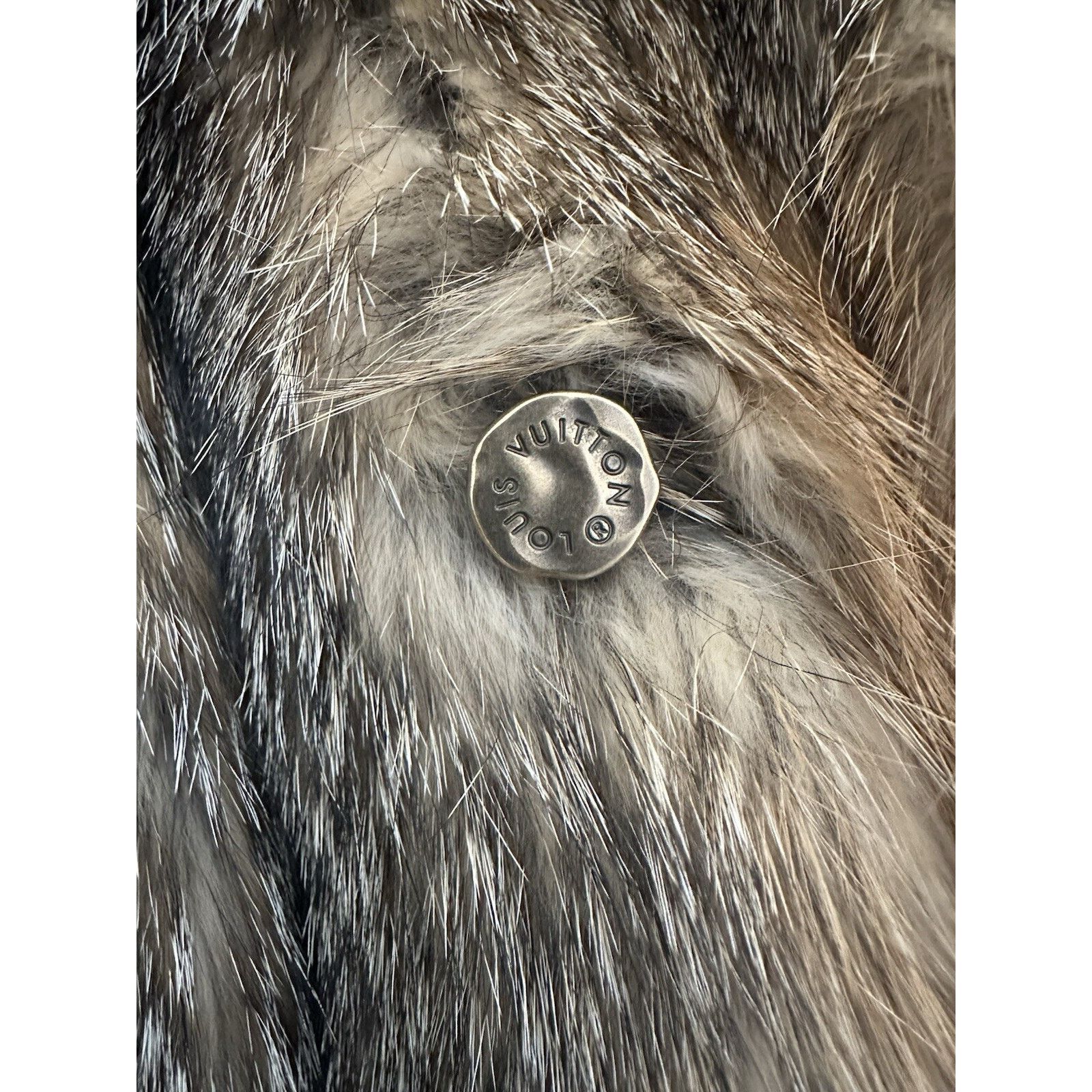 Louis Vuitton Louis Vuitton Made To Order Fur Jacket Size US XXL / EU 58 / 5 - 13 Thumbnail