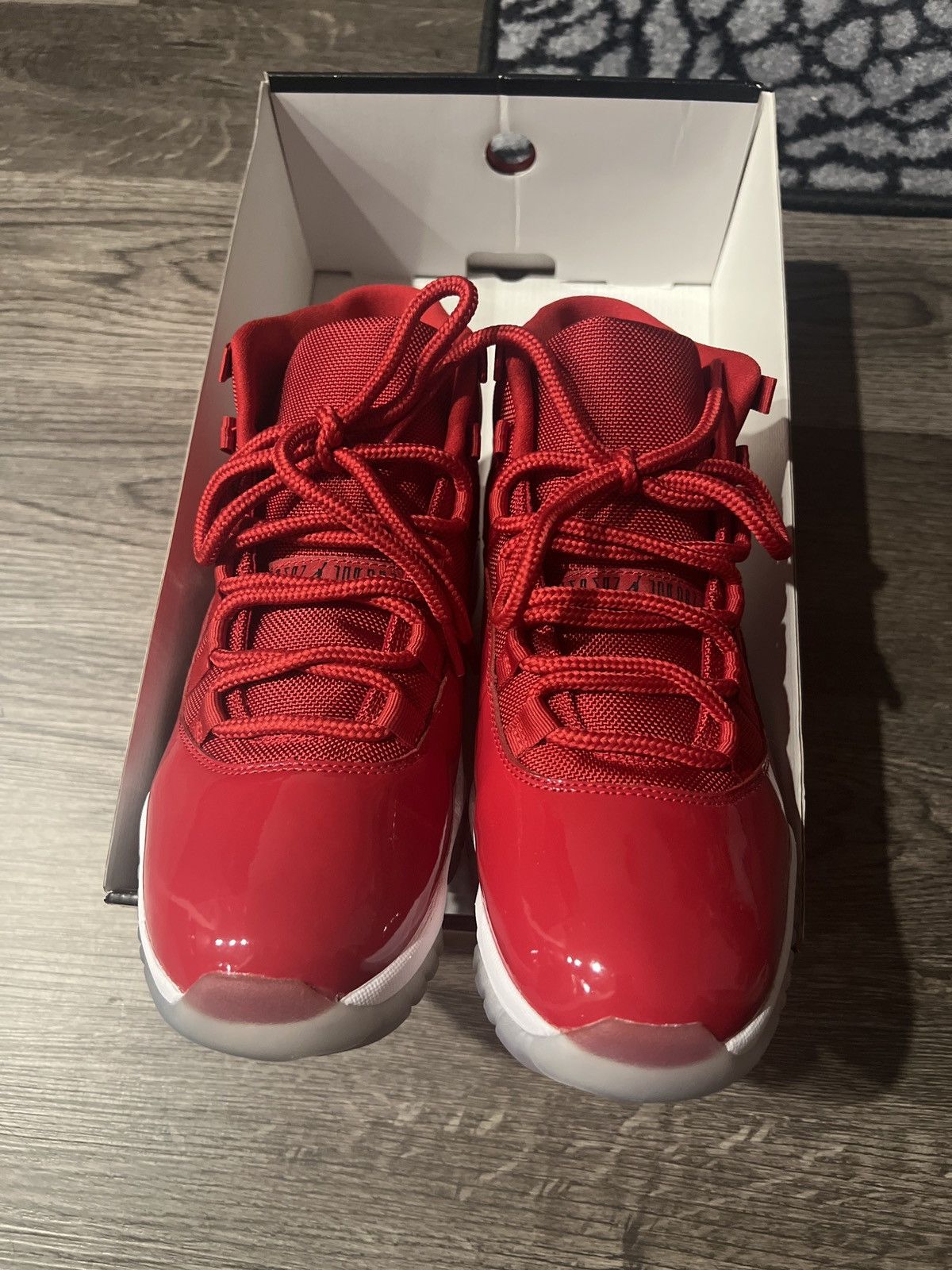 Jordan Brand × Nike Jordan 11 Gym Red Size US 10.5 / EU 43-44 - 5 Thumbnail