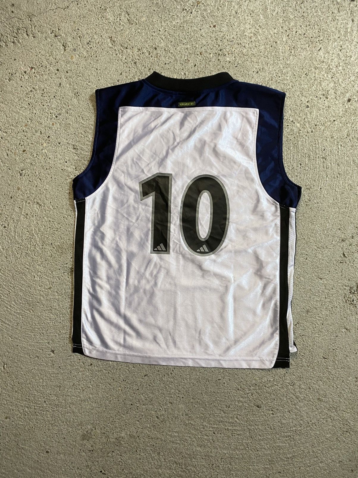 Adidas Adidas vintage tanktop sleeveless norge norway basketball Size US L / EU 52-54 / 3 - 2 Thumbnail