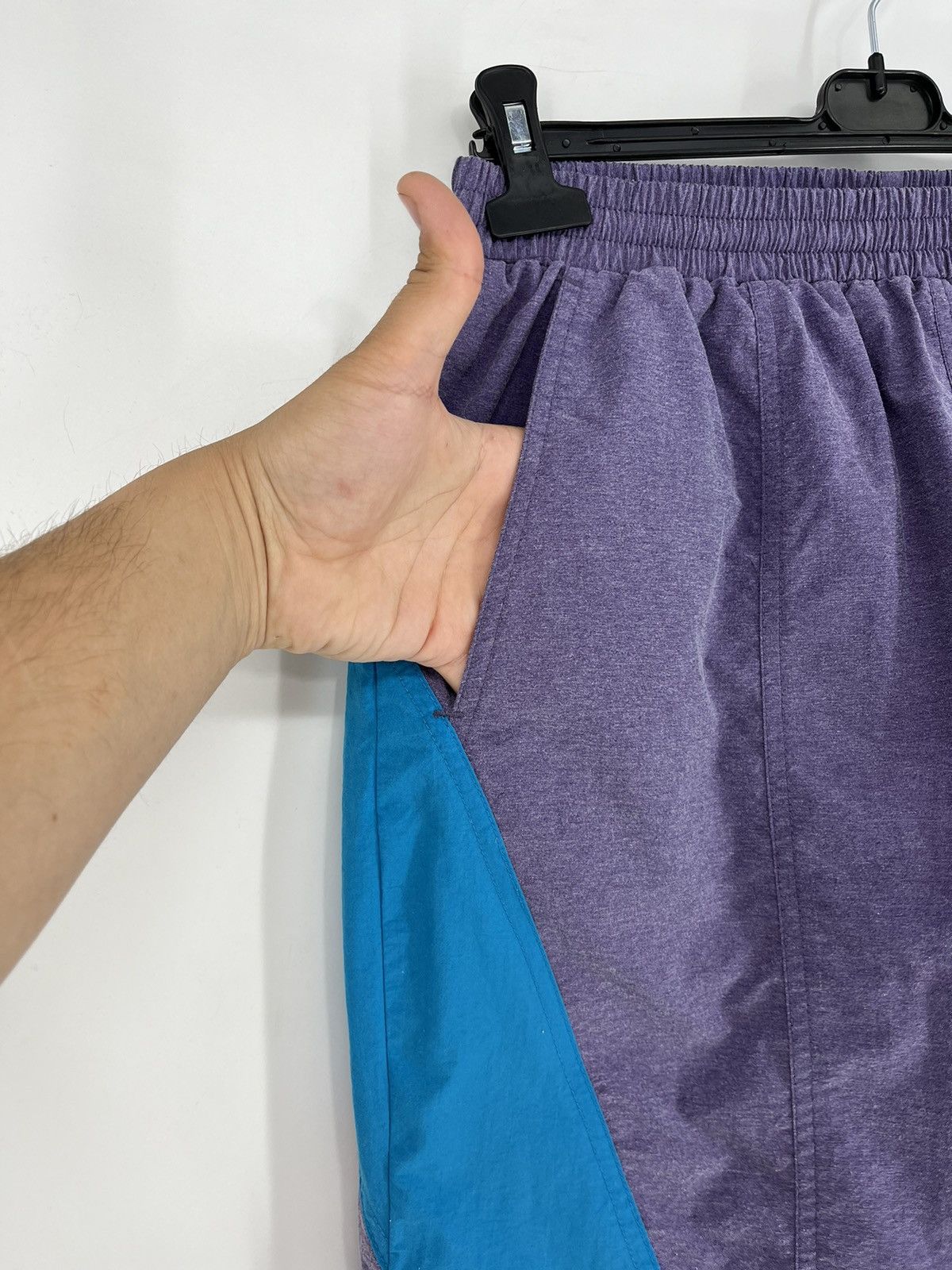 Puma × Vintage Vintage 90s Puma Mini Logo Shorts Streetwear Style Y2K nylo Size US 36 / EU 52 - 4 Thumbnail
