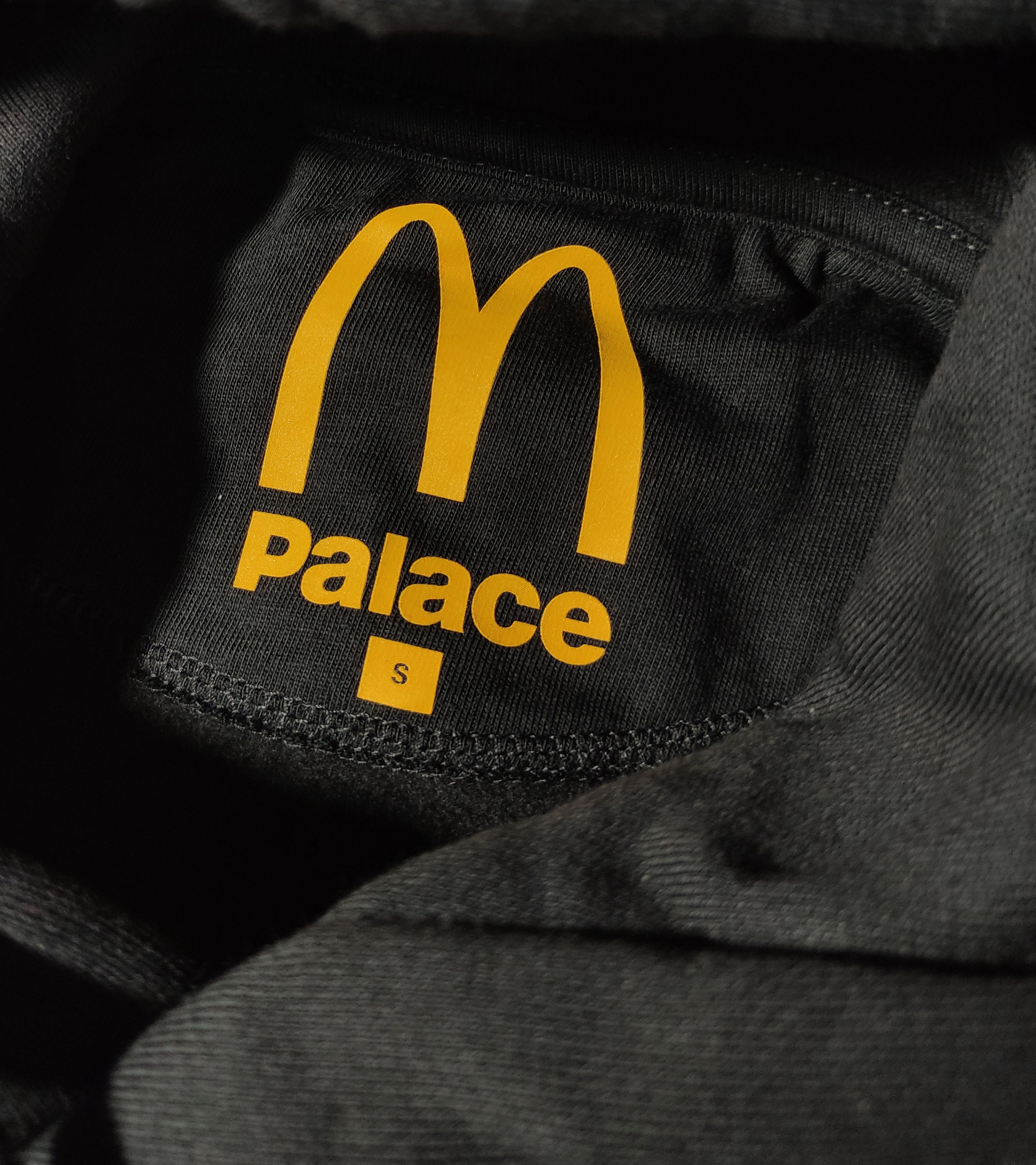 Palace Palace X McDonald's LOGO HOOD BLACK SIZE S Size US S / EU 44-46 / 1 - 3 Thumbnail