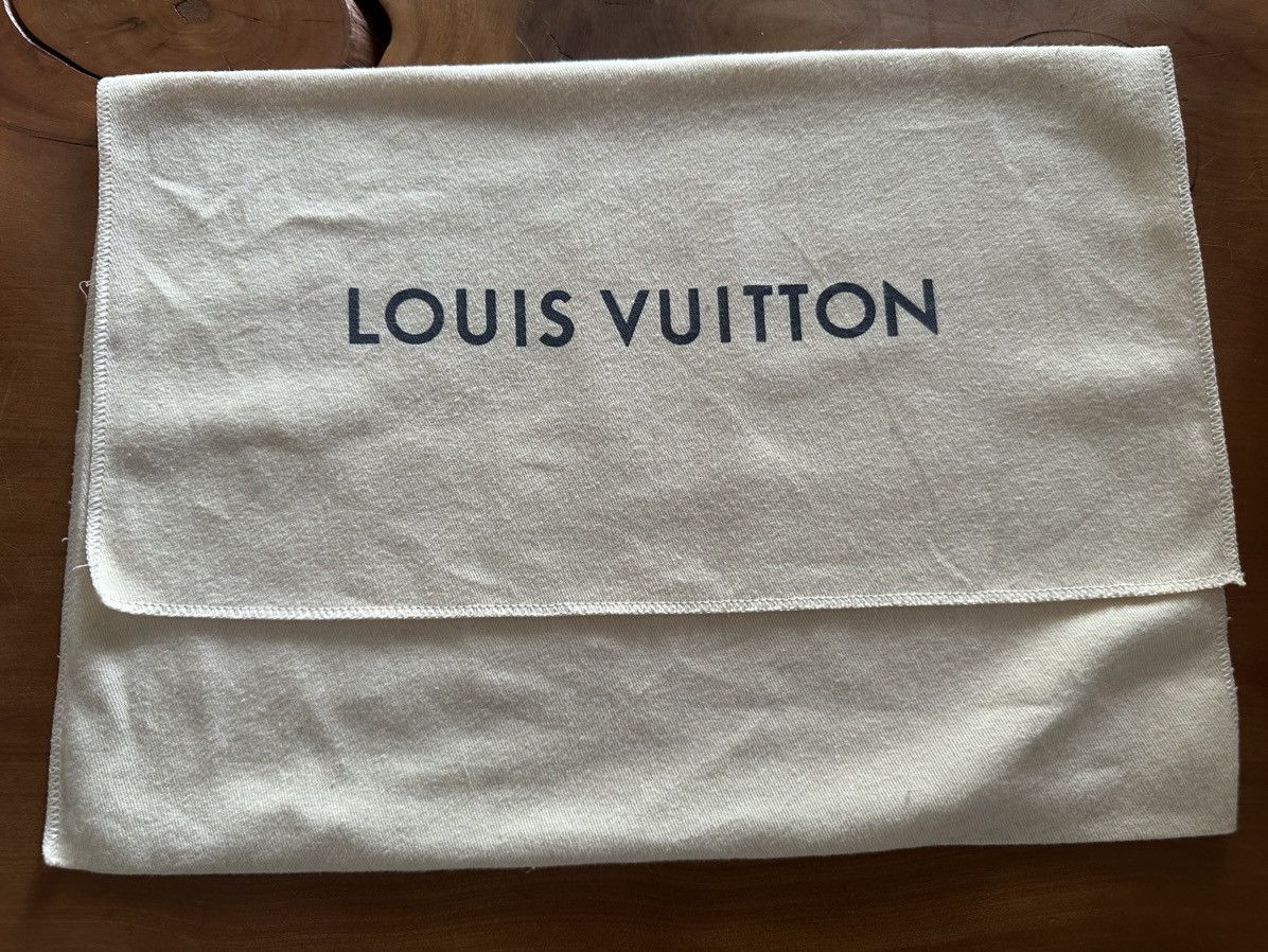 Louis Vuitton Louis Vuitton AF 2022 paint bucket Size ONE SIZE - 12 Thumbnail