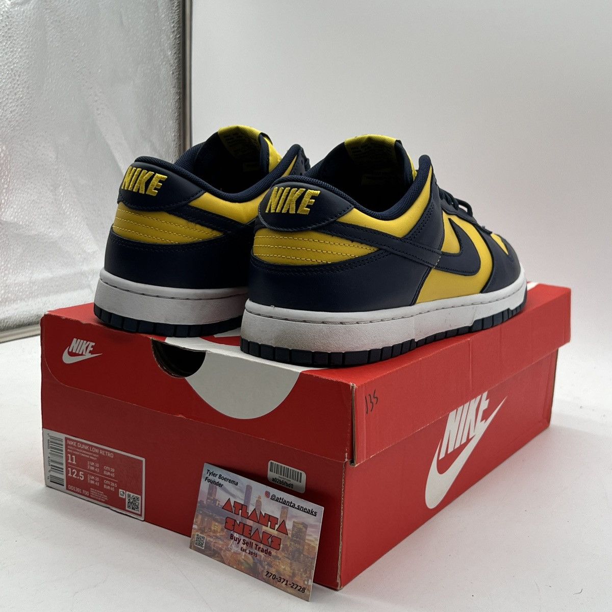 Nike Nike dunk low Michigan Size US 11 / EU 44 - 5 Thumbnail