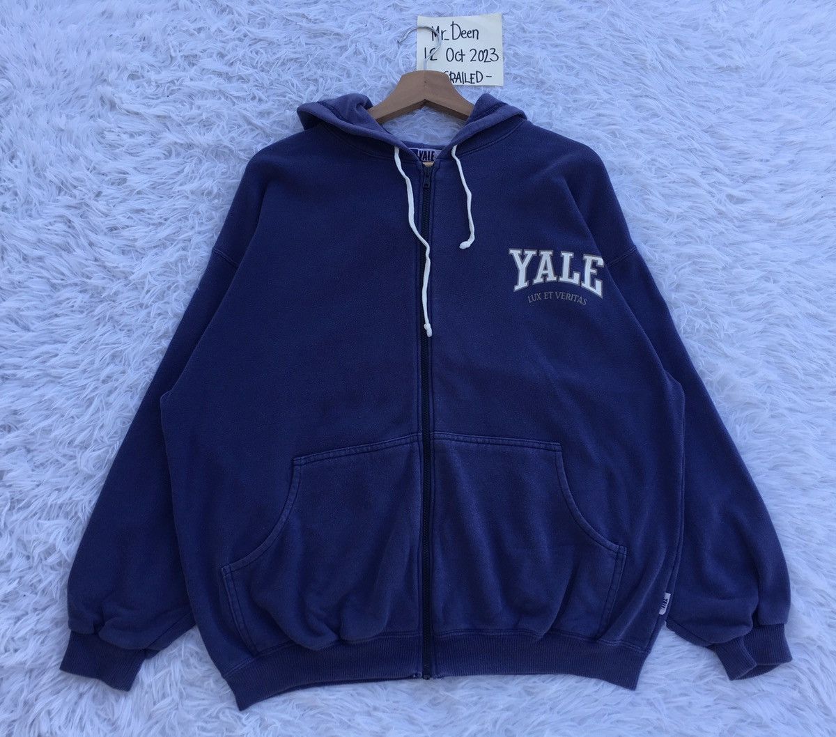 Vintage Rare Vintage Yale University Sweater Hoodie Size US L / EU 52-54 / 3 - 7 Thumbnail