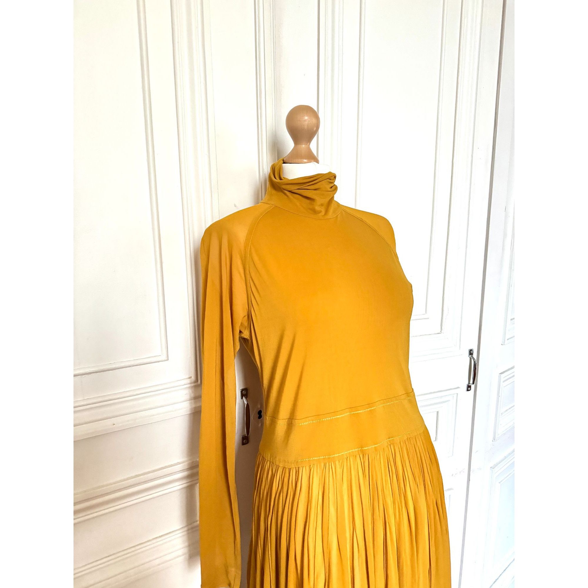Celine Phoebe Philo Yellow High-Neck Pleated Maxi Dress Size M / US 6-8 / IT 42-44 - 2 Thumbnail