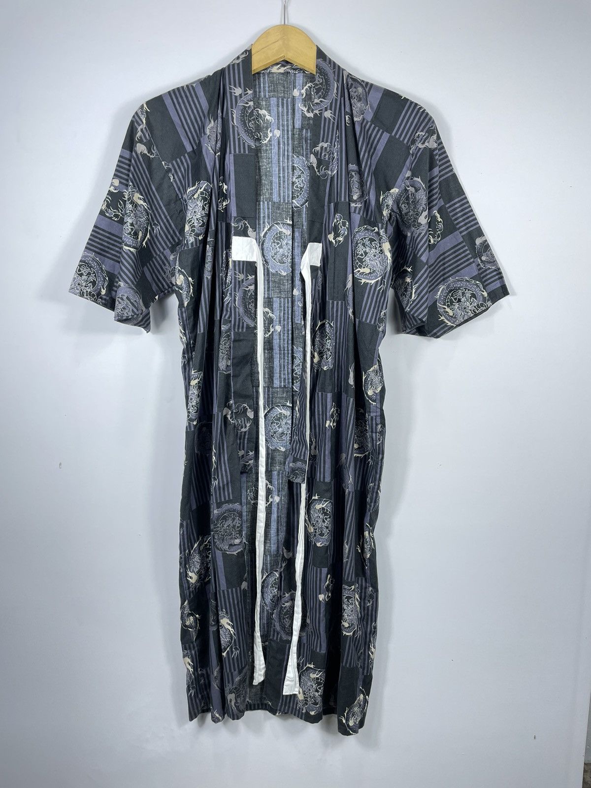 Vintage Japanese Traditional Kimono Dragon size M-L