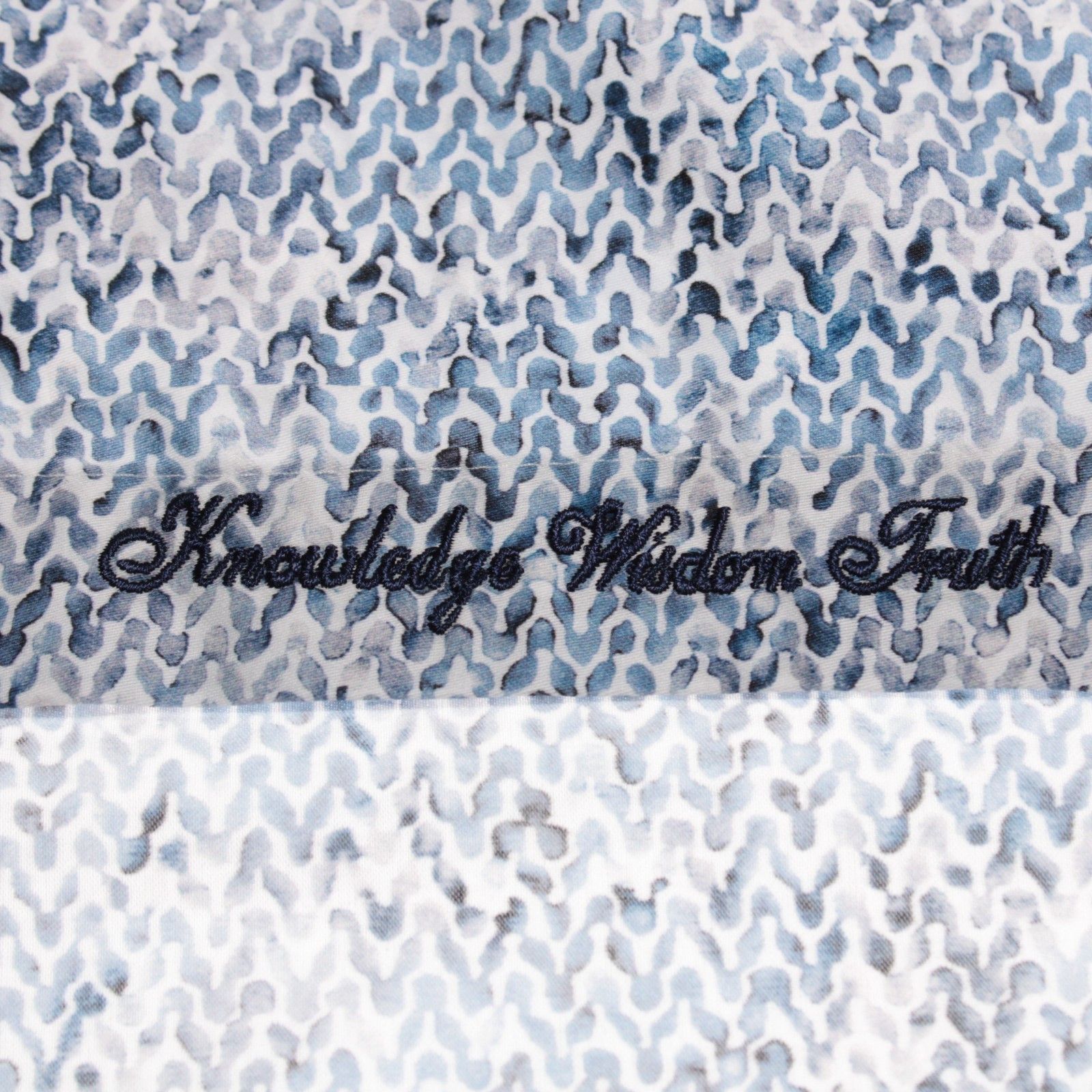 Robert Graham Robert Graham New with tags Shirt Size M US In Blue Size US M / EU 48-50 / 2 - 6 Thumbnail