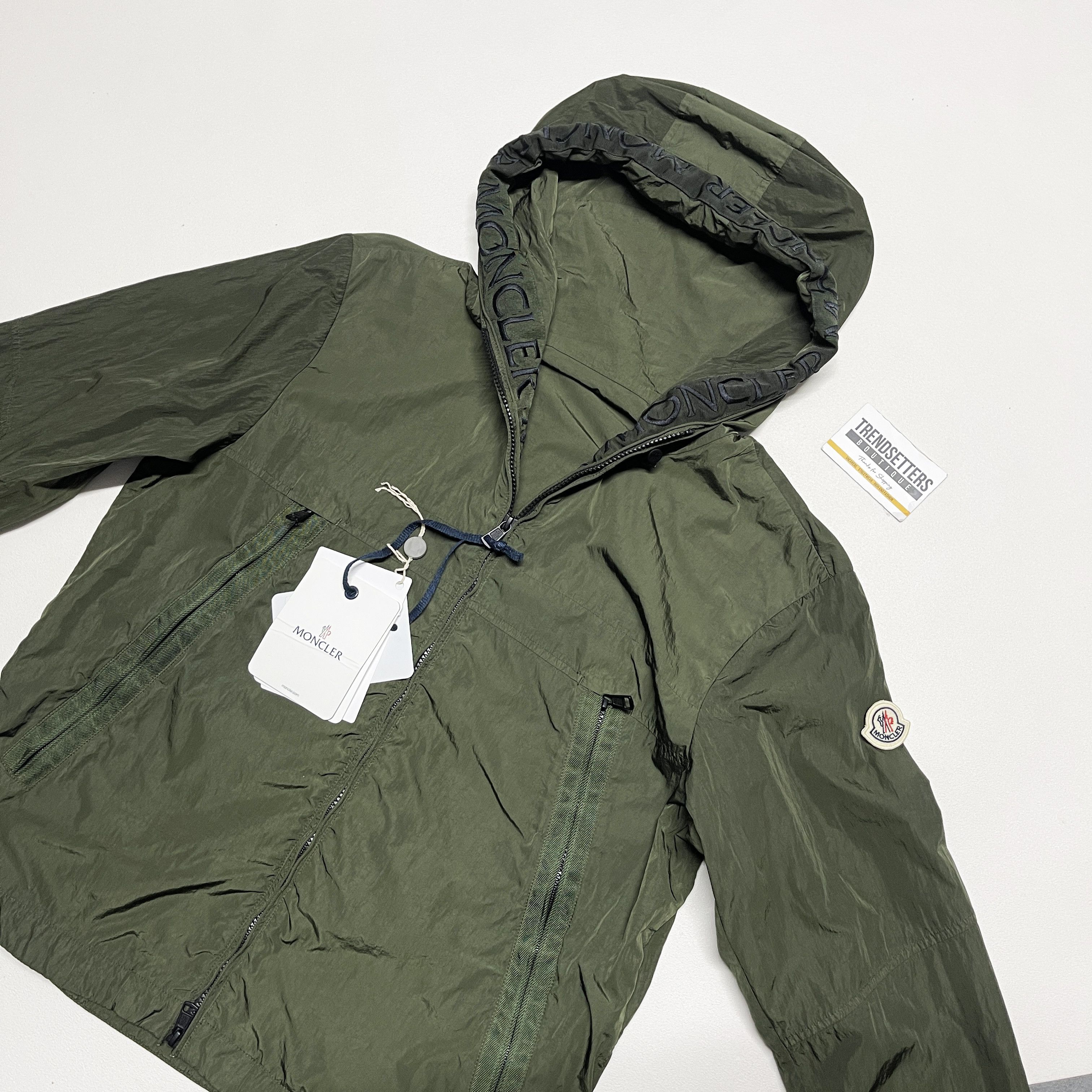 Moncler Moncler mens green light jacket size 2 M medium Size US M / EU 48-50 / 2 - 2 Thumbnail