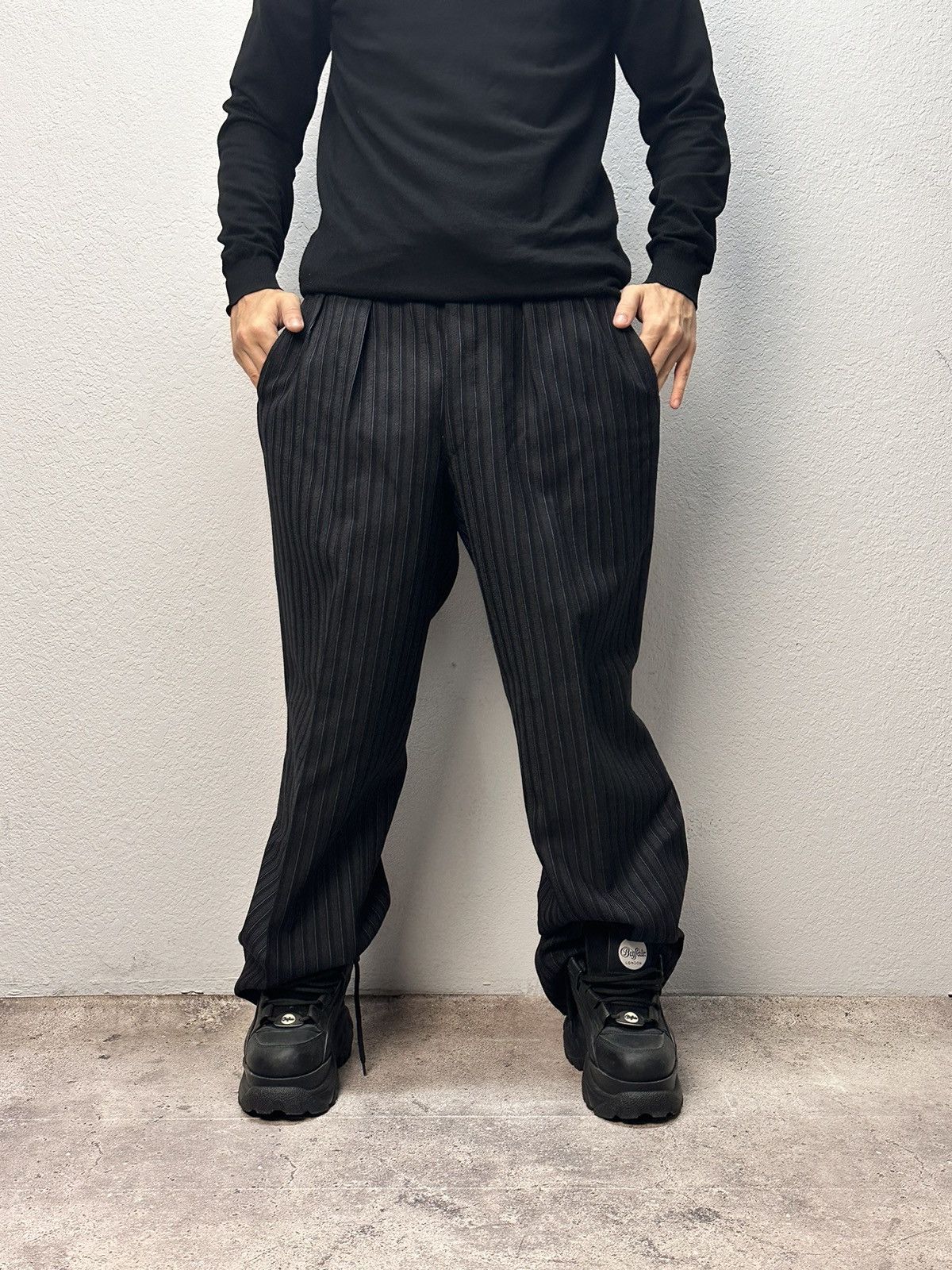 Marithe + Francois Girbaud Military 80s France Pleated Black Pants Avantgarde Style Size US 34 / EU 50 - 1 Thumbnail