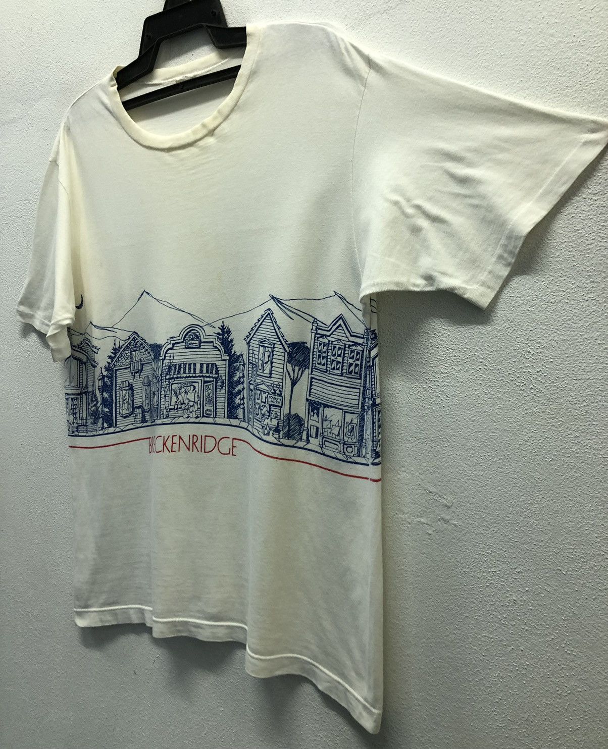 Vintage Vintage Crazy Shirts Breckenridge T-Shirt Size US L / EU 52-54 / 3 - 8 Thumbnail