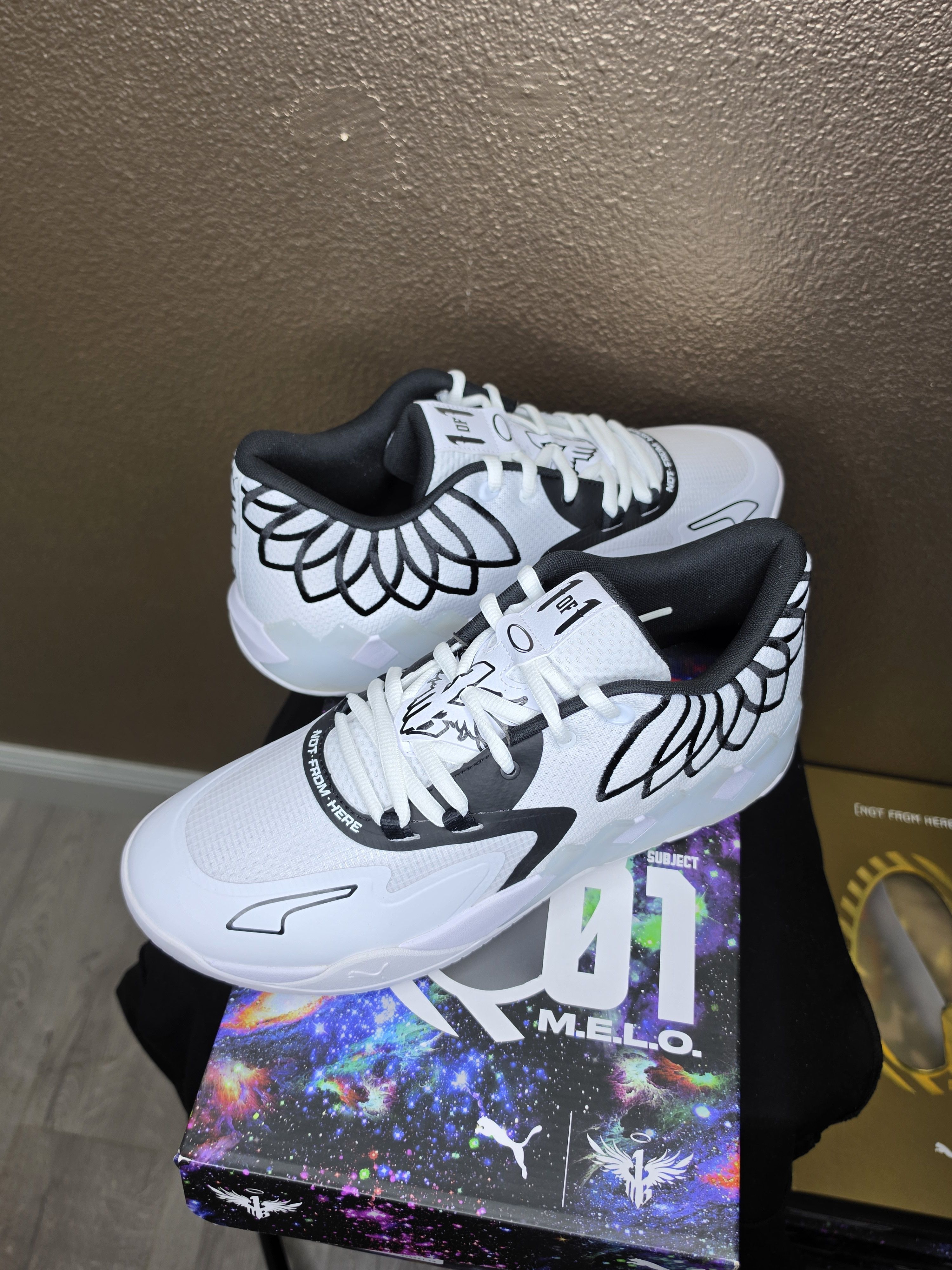 Puma Puma LaMelo Ball MB.01 Lo “UFO” White Black New w/ Box Size US 13 / EU 46 - 5 Thumbnail
