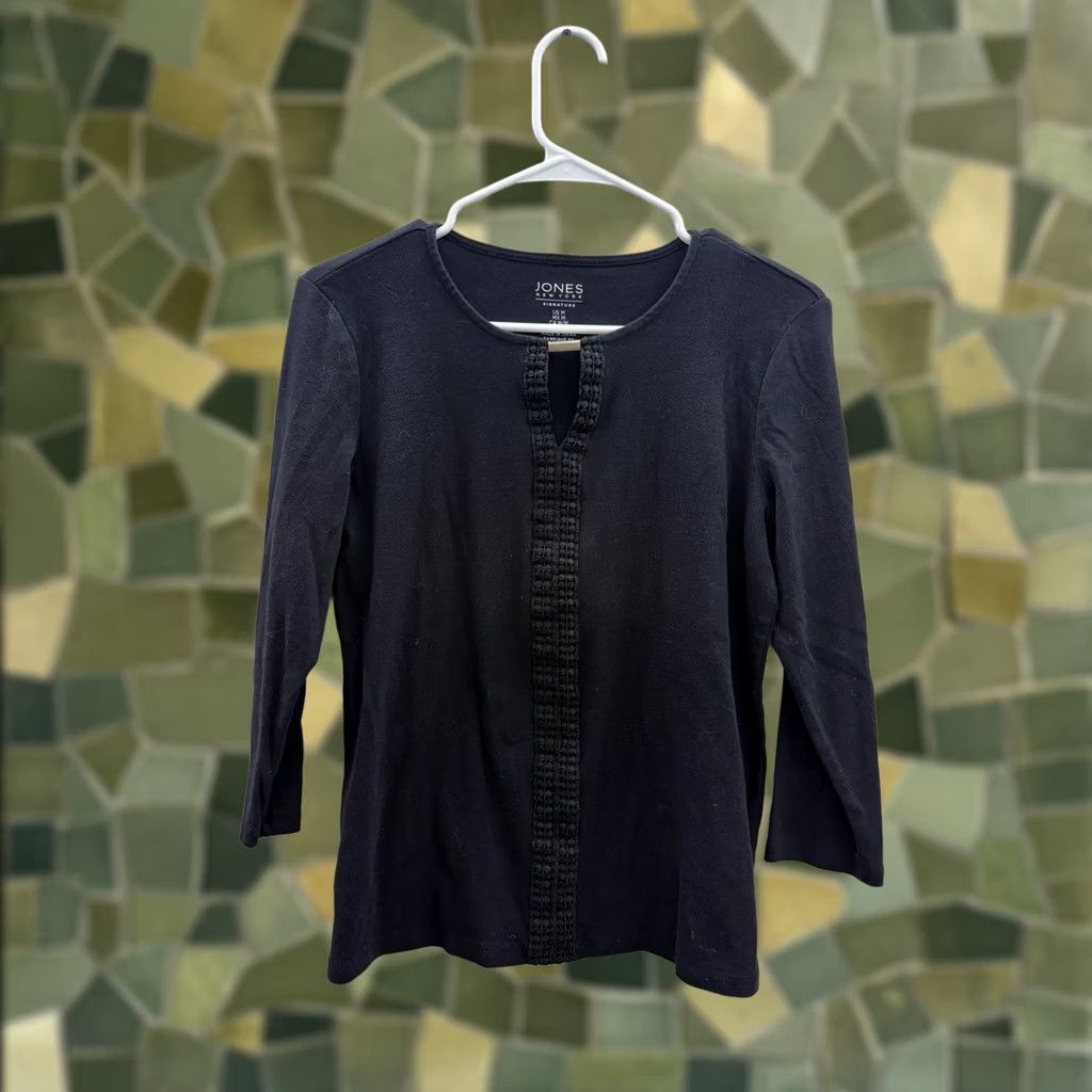 Jones New York Jones New York Signature Shirt Womens Size Medium Black 3/4 Sleeve V-Neck Size M / US 6-8 / IT 42-44 - 1 Thumbnail