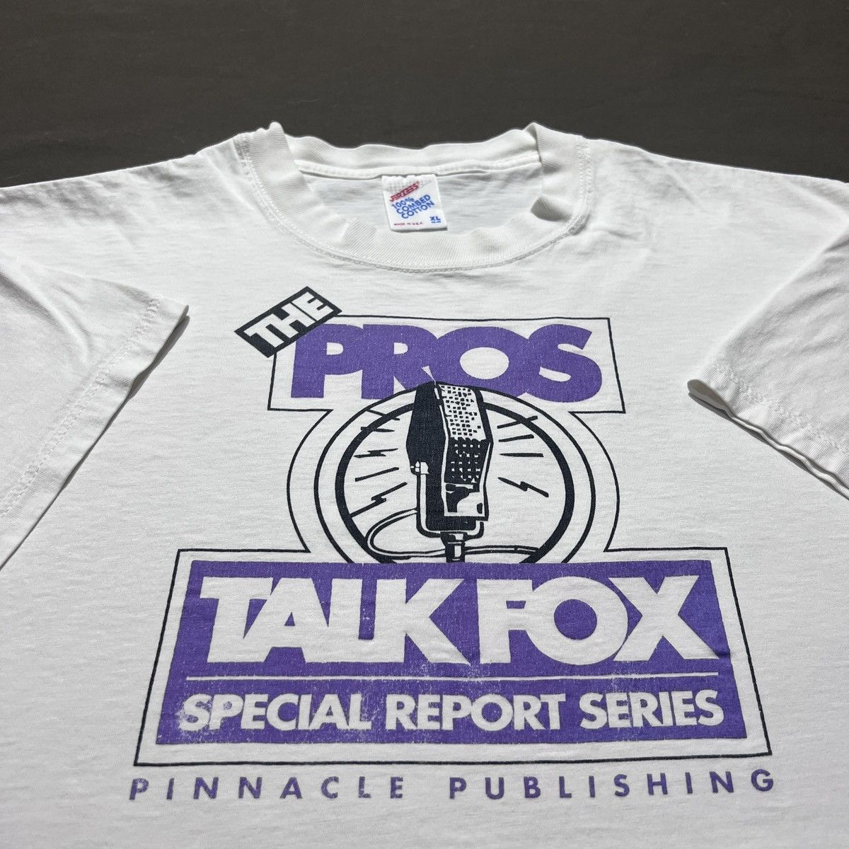 Vintage Vintage 90s Fox News Report TV program promo Tee XL graphic Size US XL / EU 56 / 4 - 1 Thumbnail