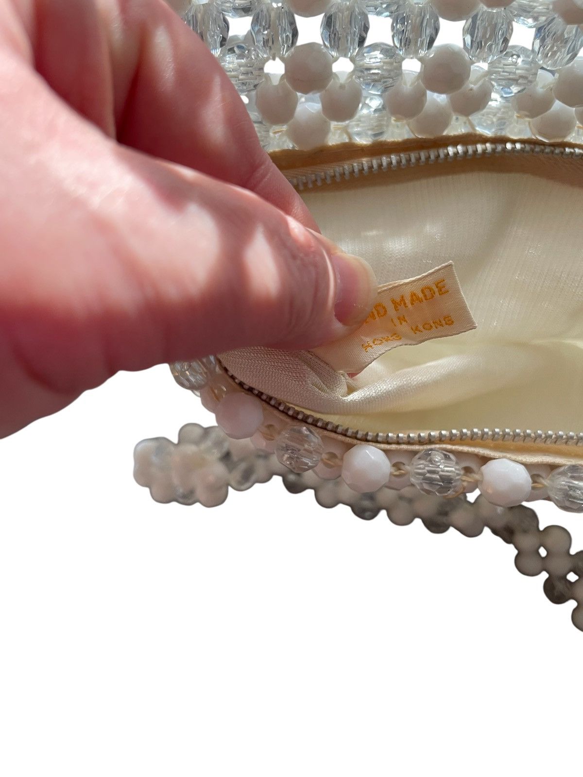 Vintage 1960s white/clear beaded woven handmade satchel handbag Size ONE SIZE - 6 Thumbnail