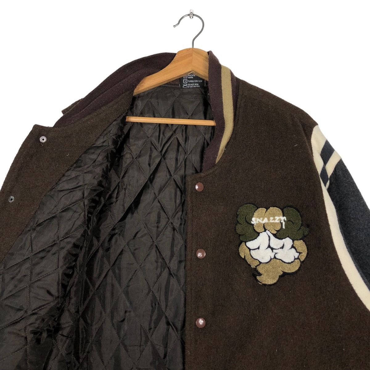Japanese Brand 🔥 Vintage Varsity Bomber Jacket Snezzy Japan Big Logo Size US XL / EU 56 / 4 - 10 Thumbnail