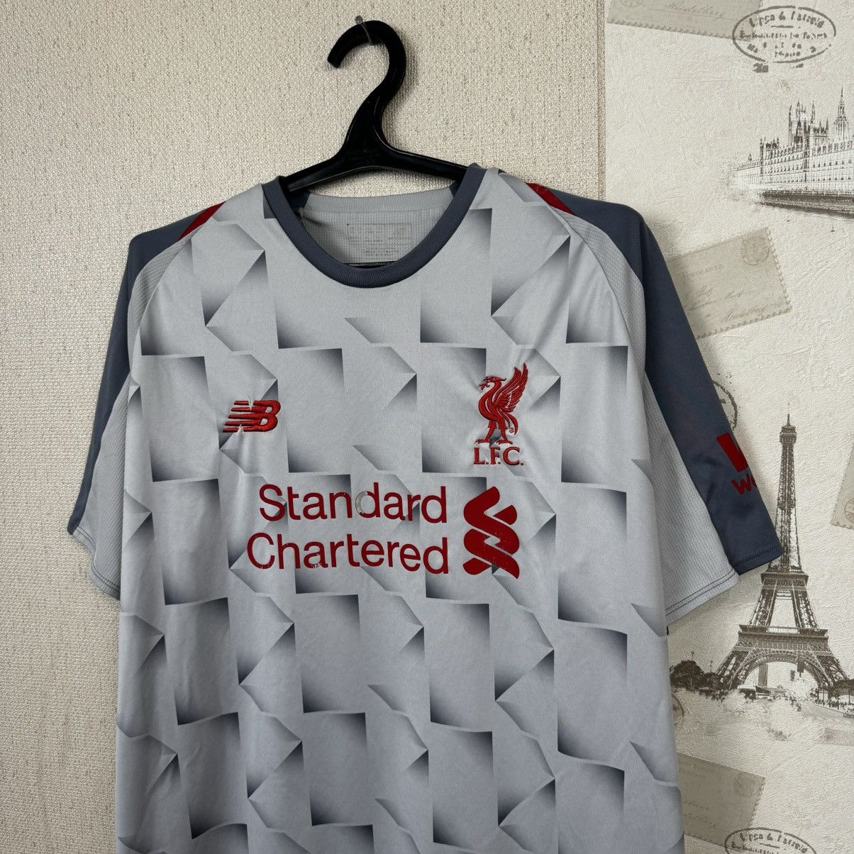 New Balance New Balance Liverpool Jersey 2018/19 Thrid Kit Football 2XL Size US XXL / EU 58 / 5 - 11 Thumbnail