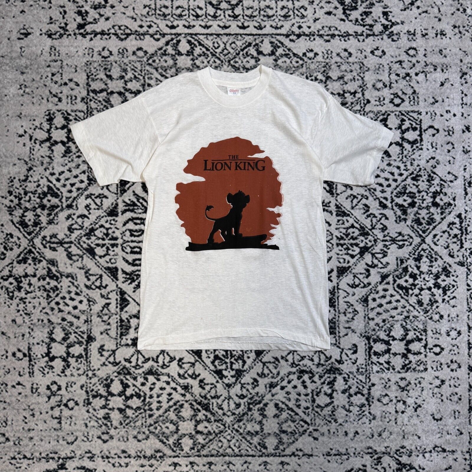 Vintage Vintage Unisex White Cotton T-Shirt Size S The Lion King 90s Size US S / EU 44-46 / 1 - 1 Thumbnail