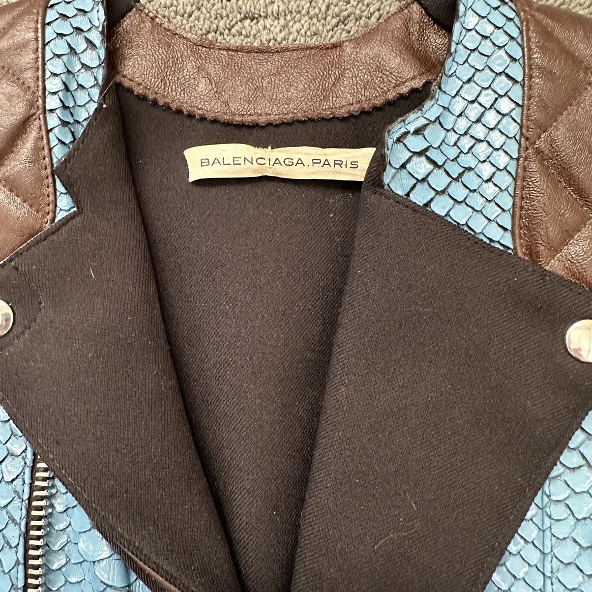 Balenciaga Archive Balenciaga Spring 2011 Python Effect Leather Vest Size S / US 4 / IT 40 - 4 Thumbnail