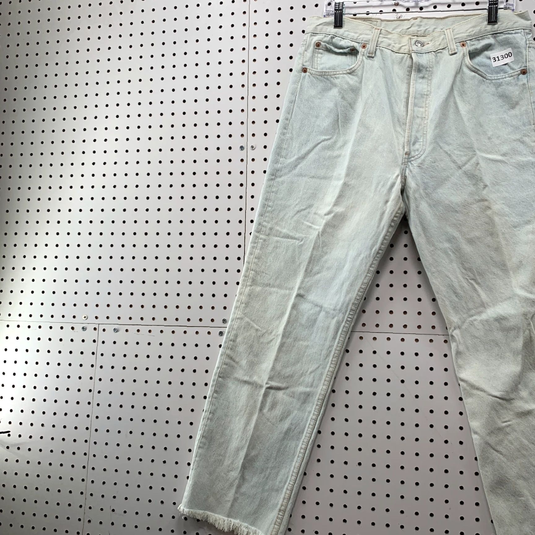 Levi's VINTAGE Levi's 501 Denim White Jeans Men 33x28 Button Fly USA Made Size US 33 - 3 Thumbnail