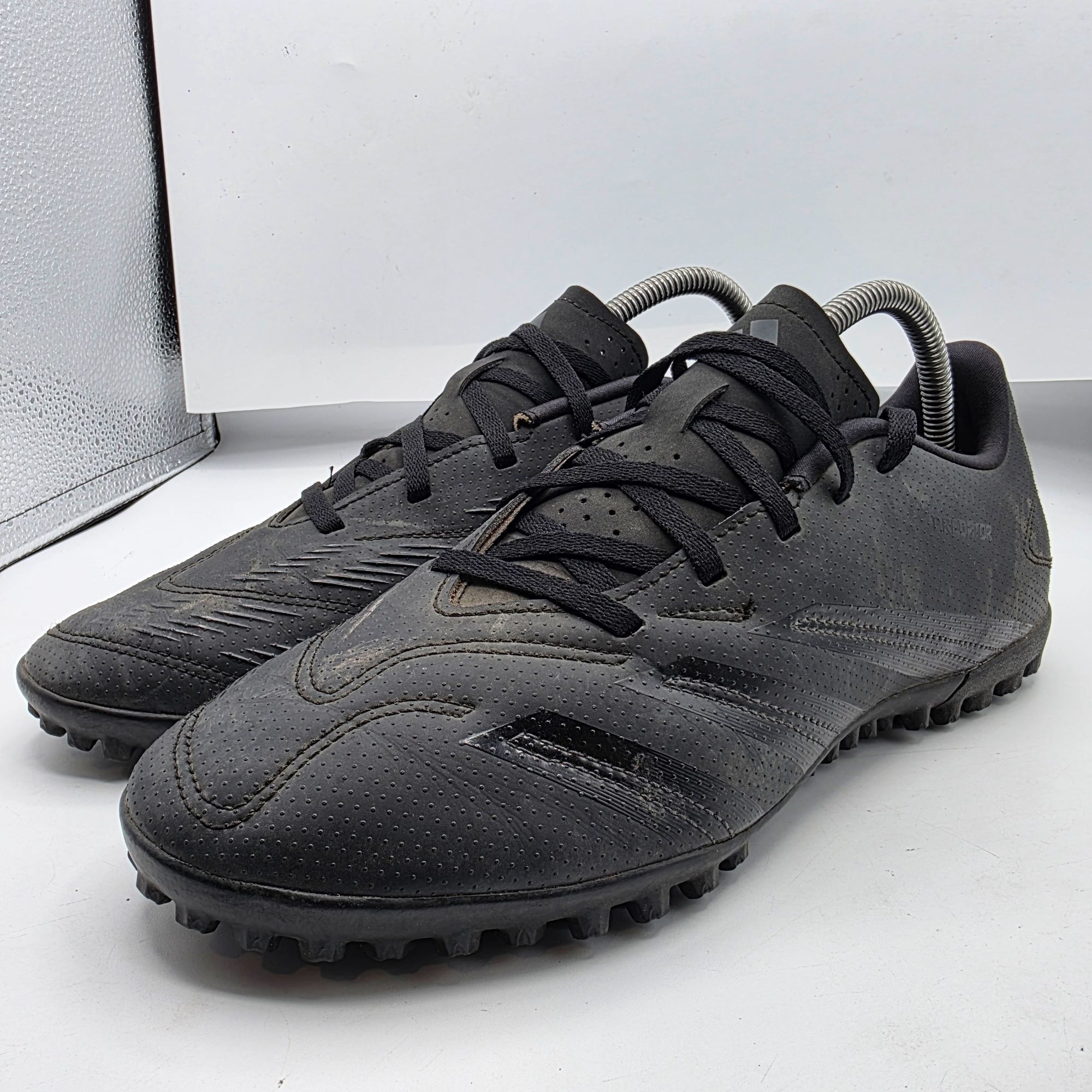 Adidas Adidas Predator Club TF Mens Size 10 Carbon Black Indoor Soc Size US 10 / EU 43 - 4 Thumbnail
