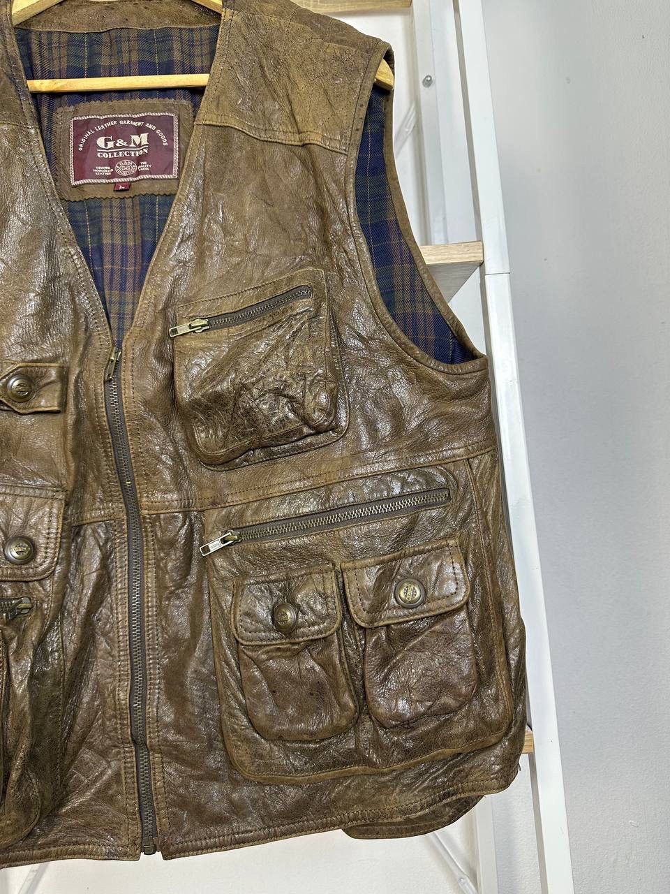 Leather × Vintage RARE VINTAGE MONGOLIAN LEATHER VEST Size US L / EU 52-54 / 3 - 4 Thumbnail