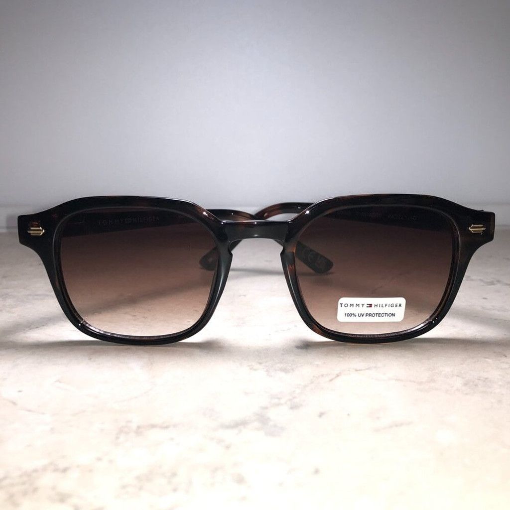 Tommy Hilfiger Tommy Hilfiger Classic Tortoiseshell Sunglasses Size ONE SIZE - 3 Thumbnail