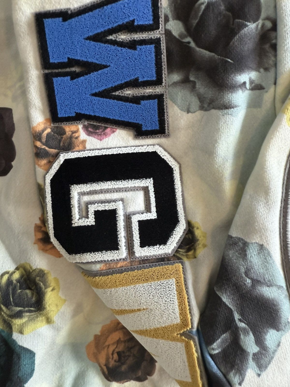 Bape Bape Ivory Floral Camo Shark Full Zip Size US XL / EU 56 / 4 - 8 Thumbnail