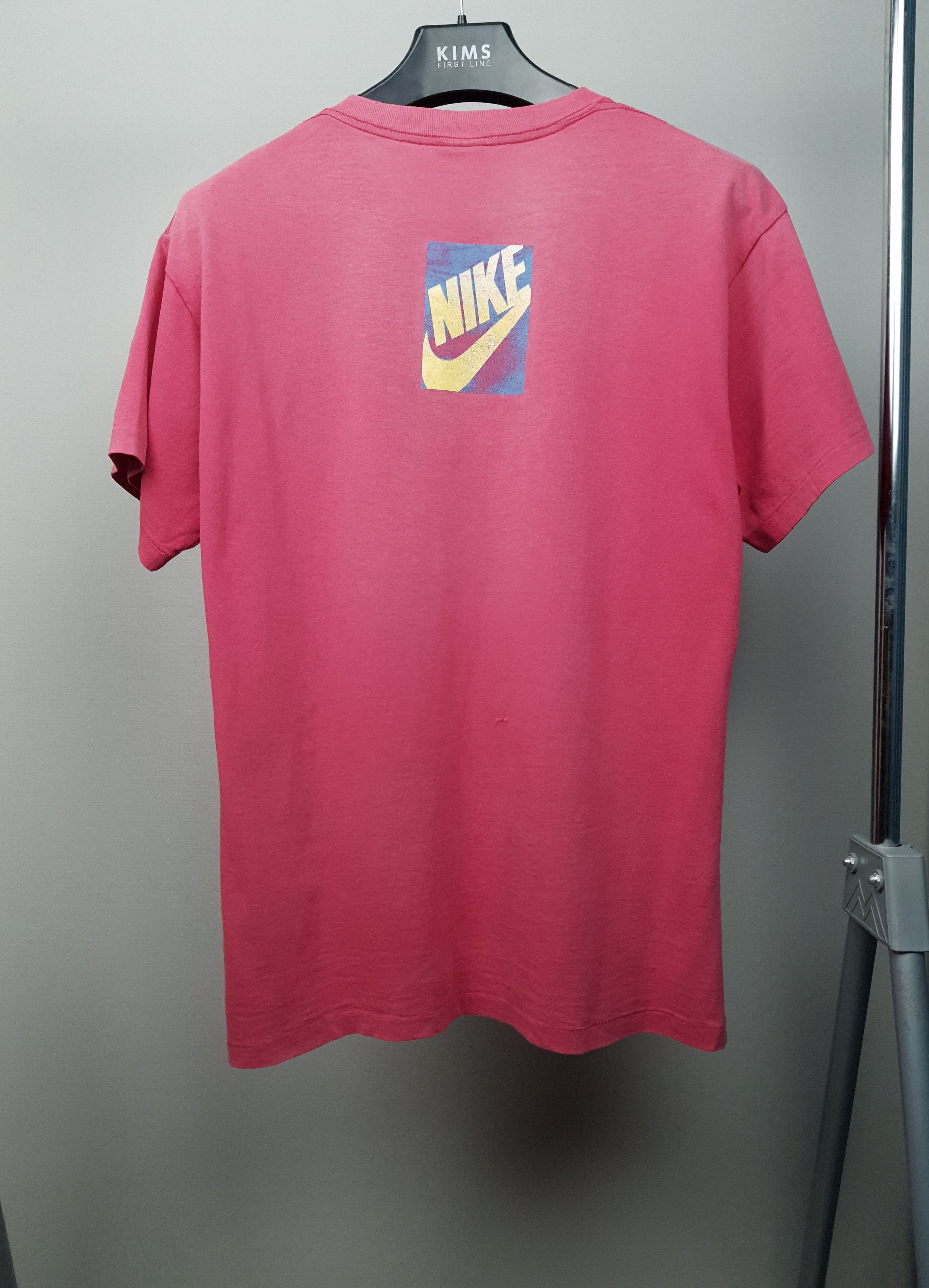 Jordan Brand 80s Nike Air Jordan AOP Looney Tunes Pink Crewneck T Shirt Size US M / EU 48-50 / 2 - 5 Thumbnail